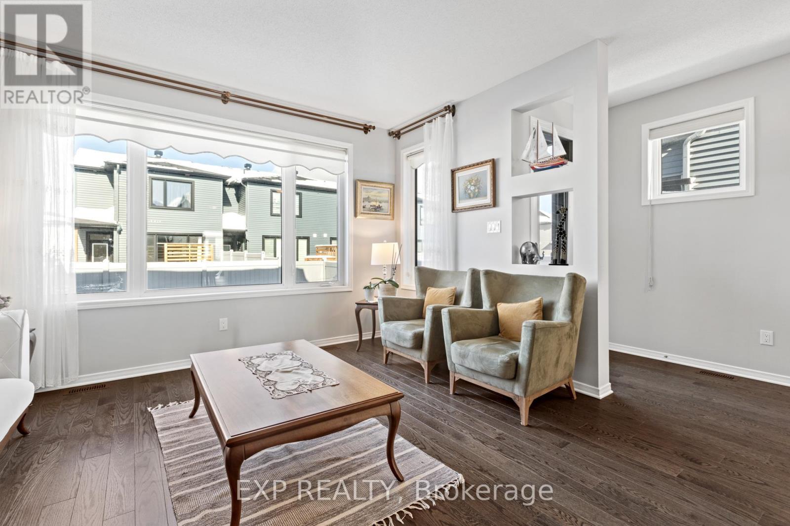 












379 COPE DRIVE

,
Ottawa,




Ontario
K2V0P7


