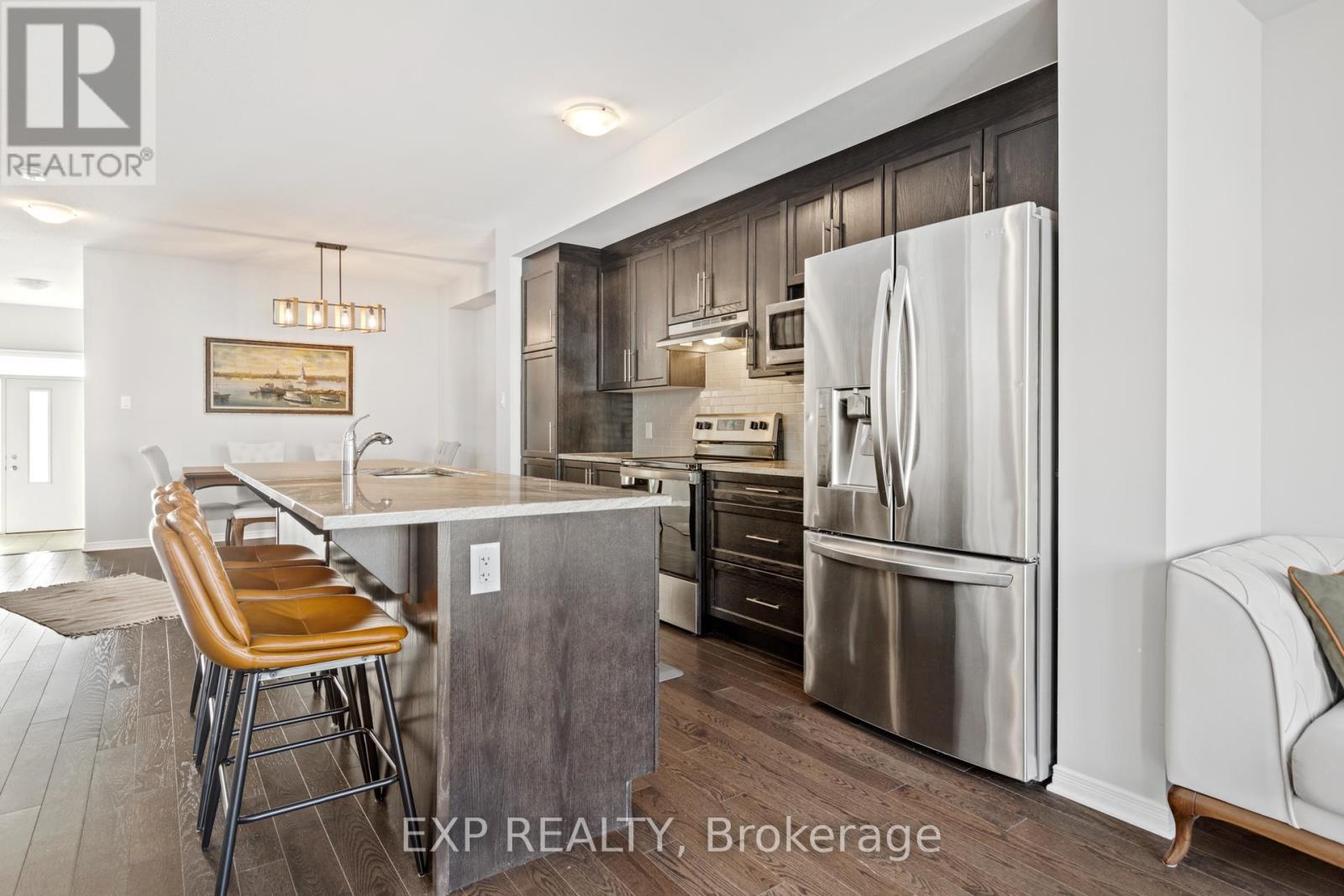 












379 COPE DRIVE

,
Ottawa,




Ontario
K2V0P7

