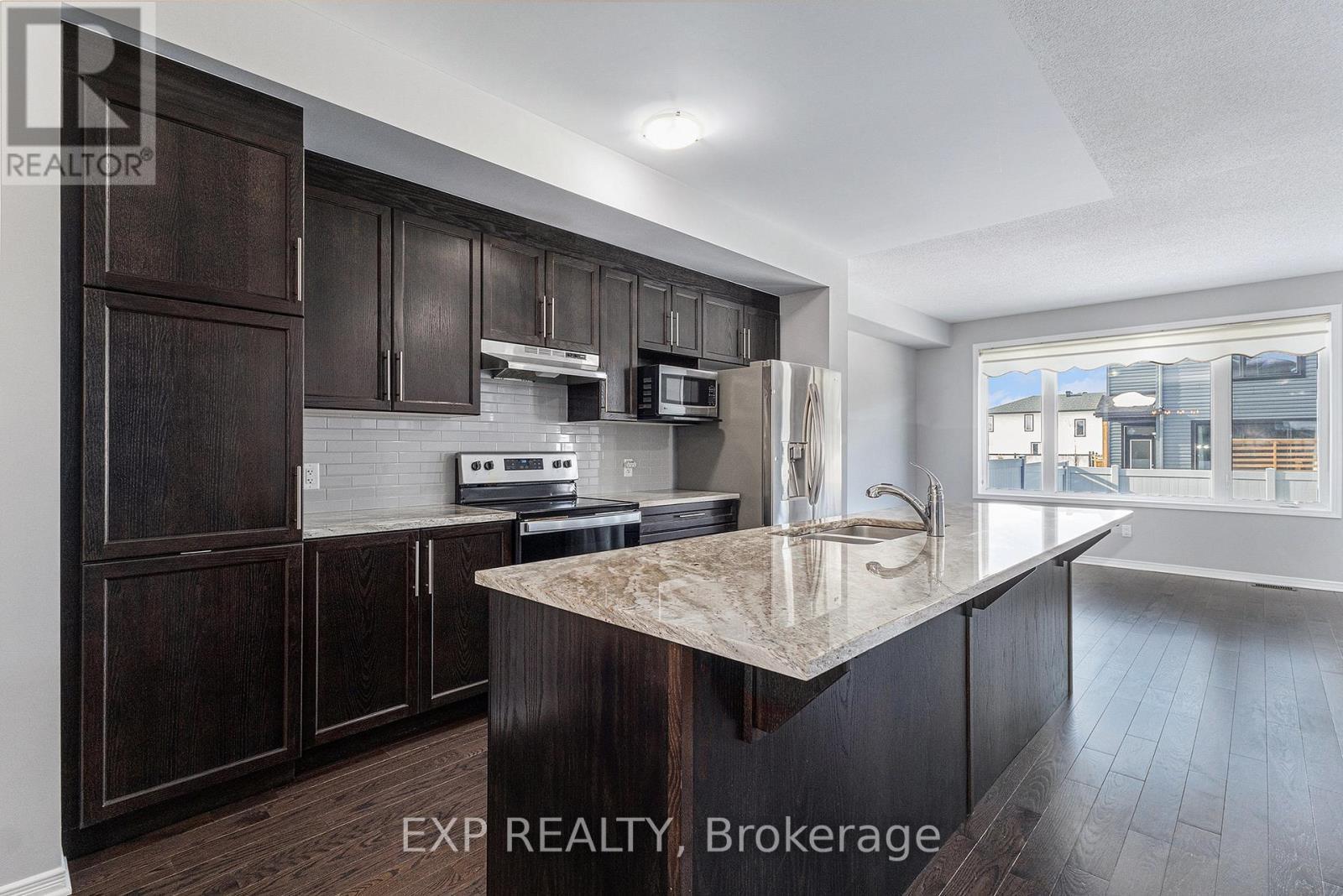 












379 COPE DRIVE

,
Ottawa,




Ontario
K2V0P7

