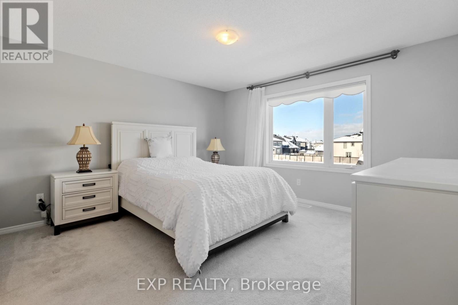 












379 COPE DRIVE

,
Ottawa,




Ontario
K2V0P7


