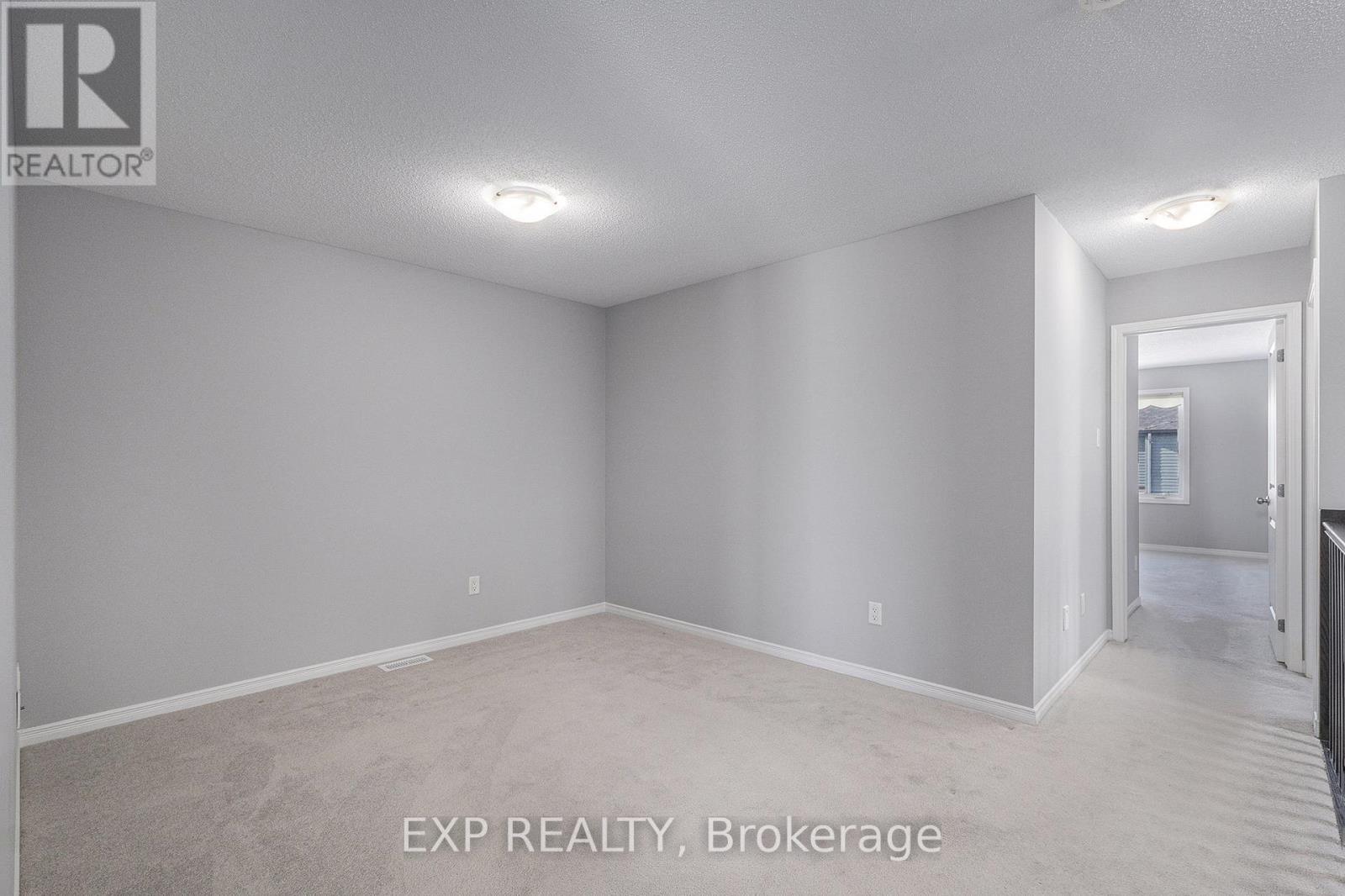 












379 COPE DRIVE

,
Ottawa,




Ontario
K2V0P7


