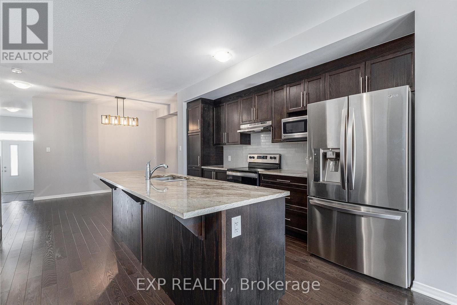 












379 COPE DRIVE

,
Ottawa,




Ontario
K2V0P7

