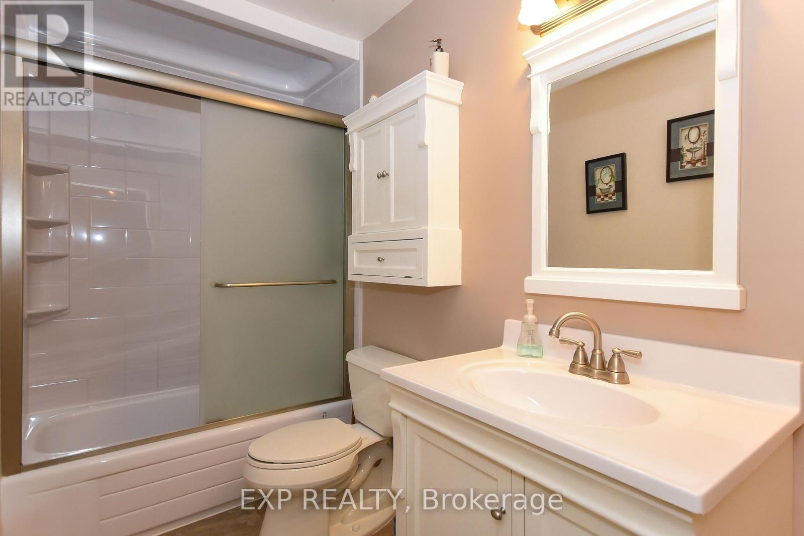 












1627 MEADOWBROOK ROAD

,
Ottawa,




Ontario
K1B4W6

