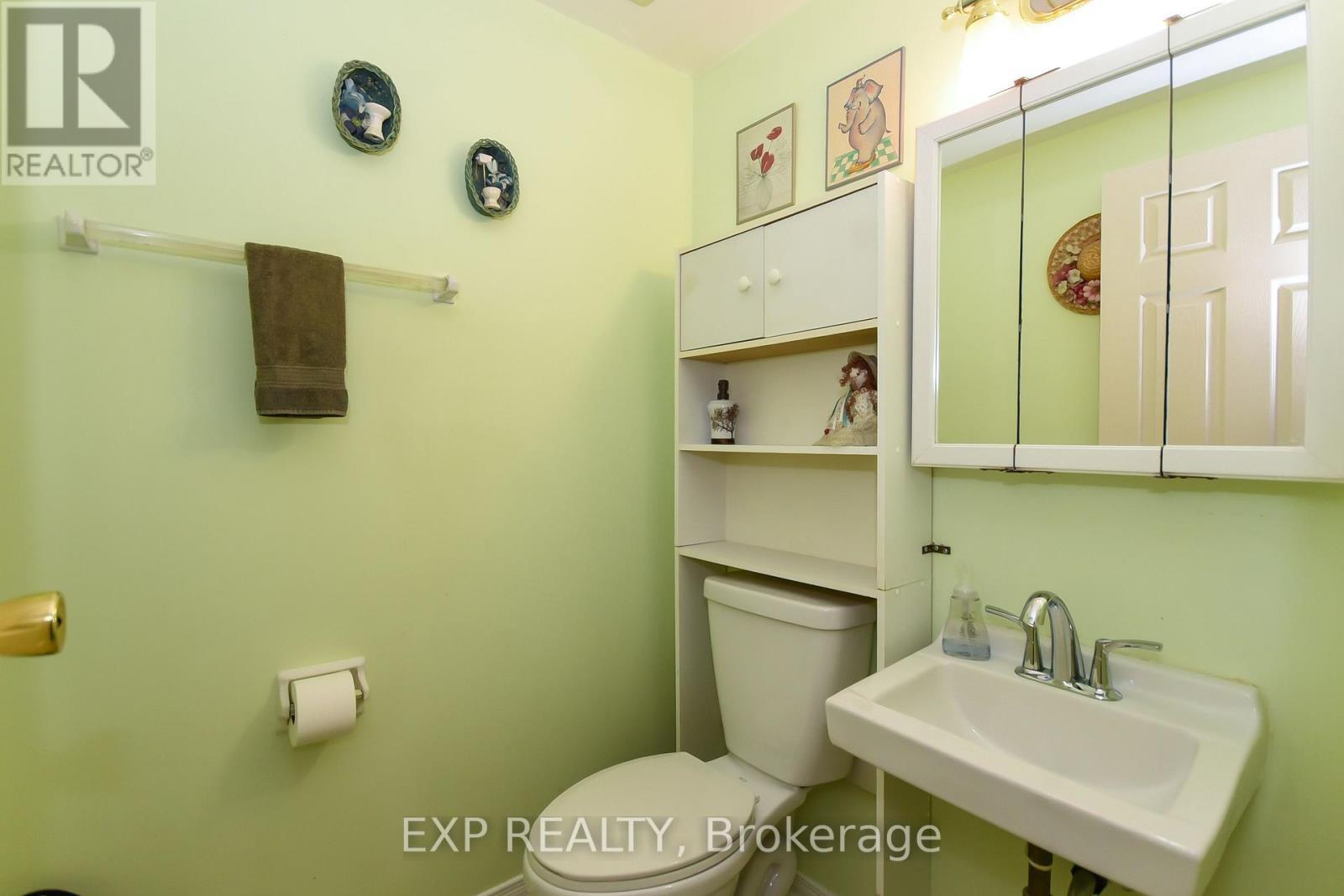 












1627 MEADOWBROOK ROAD

,
Ottawa,




Ontario
K1B4W6

