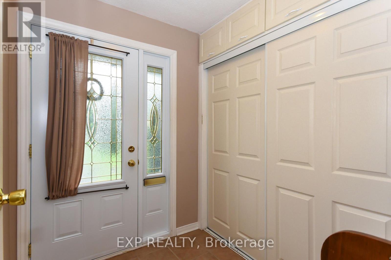 












1627 MEADOWBROOK ROAD

,
Ottawa,




Ontario
K1B4W6

