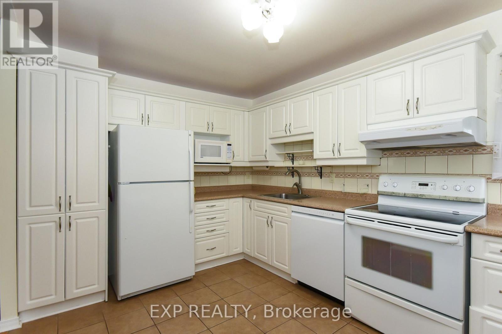 












1627 MEADOWBROOK ROAD

,
Ottawa,




Ontario
K1B4W6

