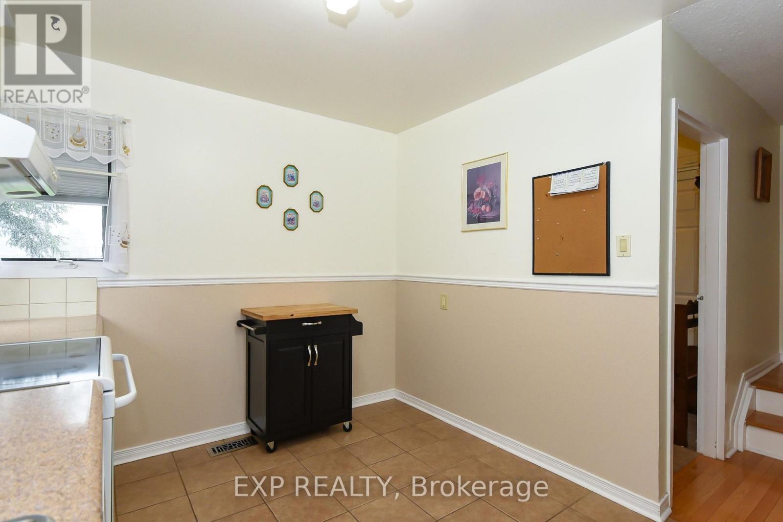 












1627 MEADOWBROOK ROAD

,
Ottawa,




Ontario
K1B4W6


