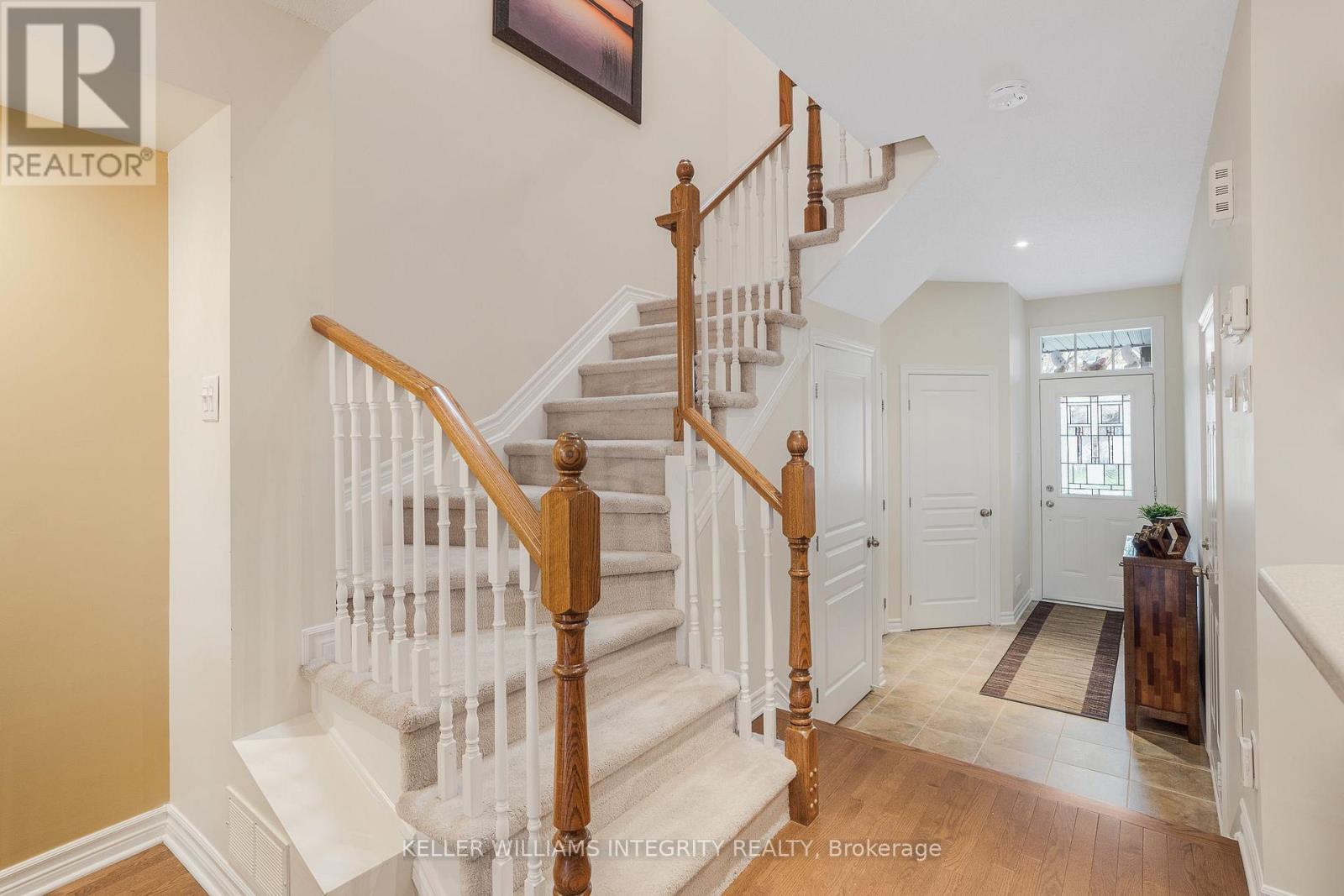 












527 SALZBURG DRIVE

,
Ottawa,




Ontario
K4A0C6

