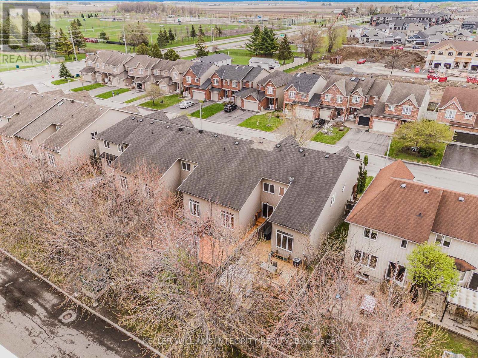 












527 SALZBURG DRIVE

,
Ottawa,




Ontario
K4A0C6

