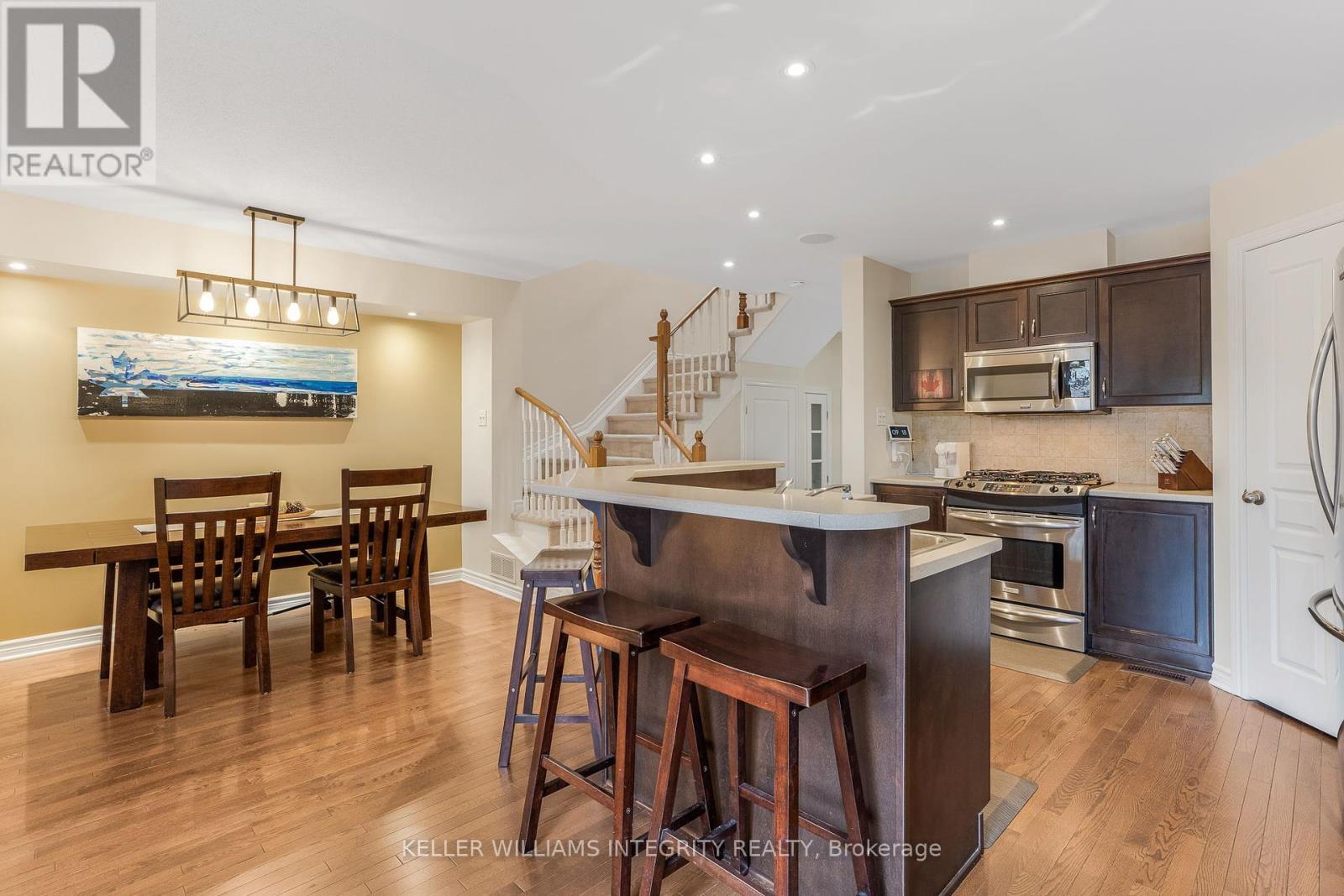 












527 SALZBURG DRIVE

,
Ottawa,




Ontario
K4A0C6

