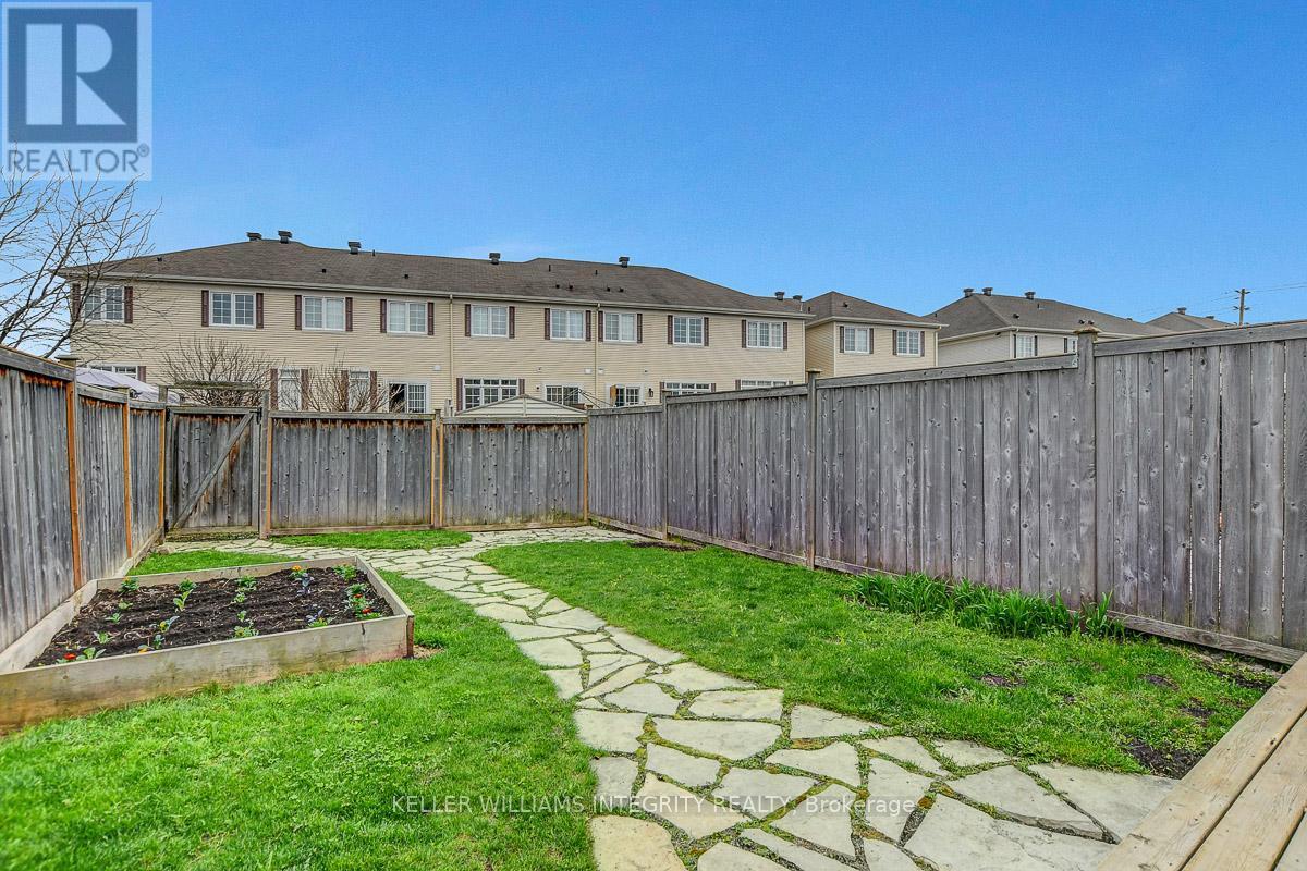 












865 KENNACRAIG PRIVATE

,
Ottawa,




Ontario
K2J5T6

