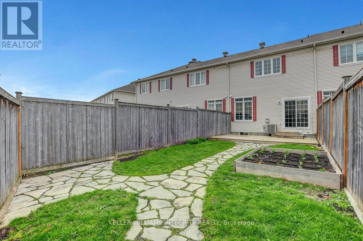 












865 KENNACRAIG PRIVATE

,
Ottawa,




Ontario
K2J5T6

