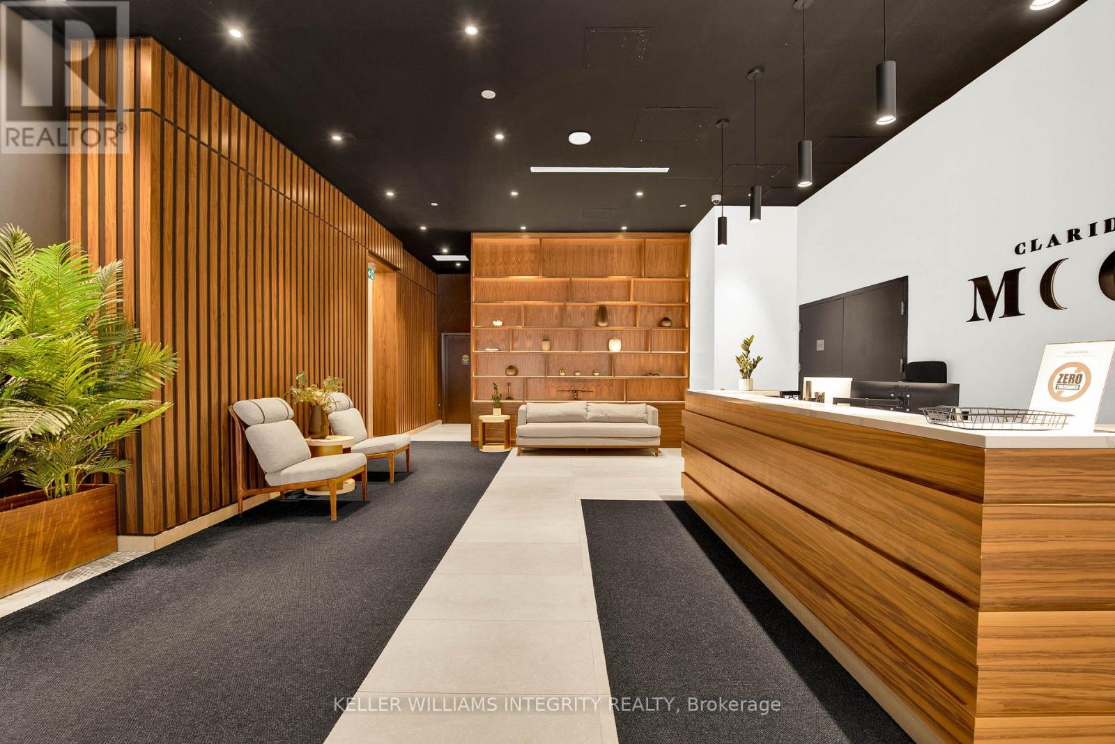 












1409 - 340 QUEEN STREET

,
Ottawa,




Ontario
K1R0G1

