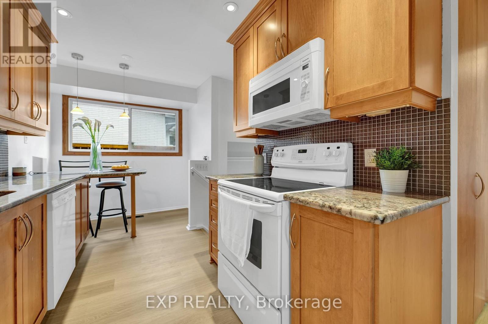 












1884 SAVOY PLACE N

,
Ottawa,




Ontario
K2C0W1

