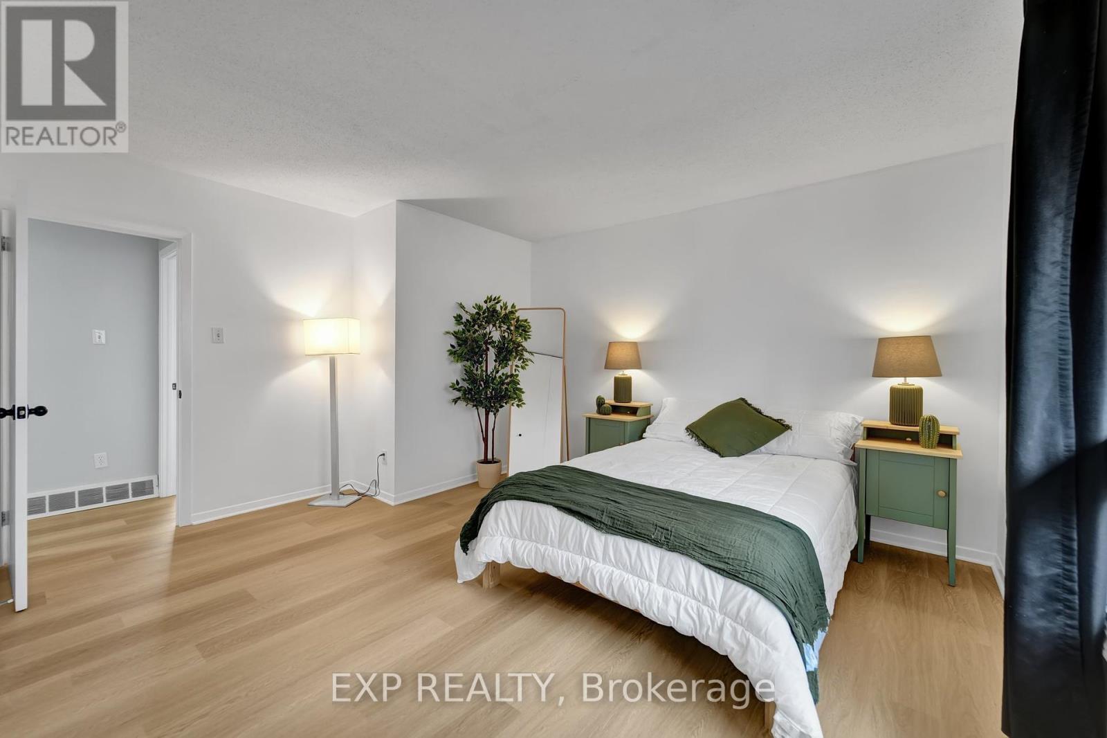 












1884 SAVOY PLACE N

,
Ottawa,




Ontario
K2C0W1

