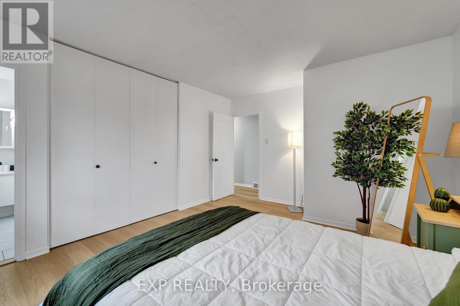 












1884 SAVOY PLACE N

,
Ottawa,




Ontario
K2C0W1

