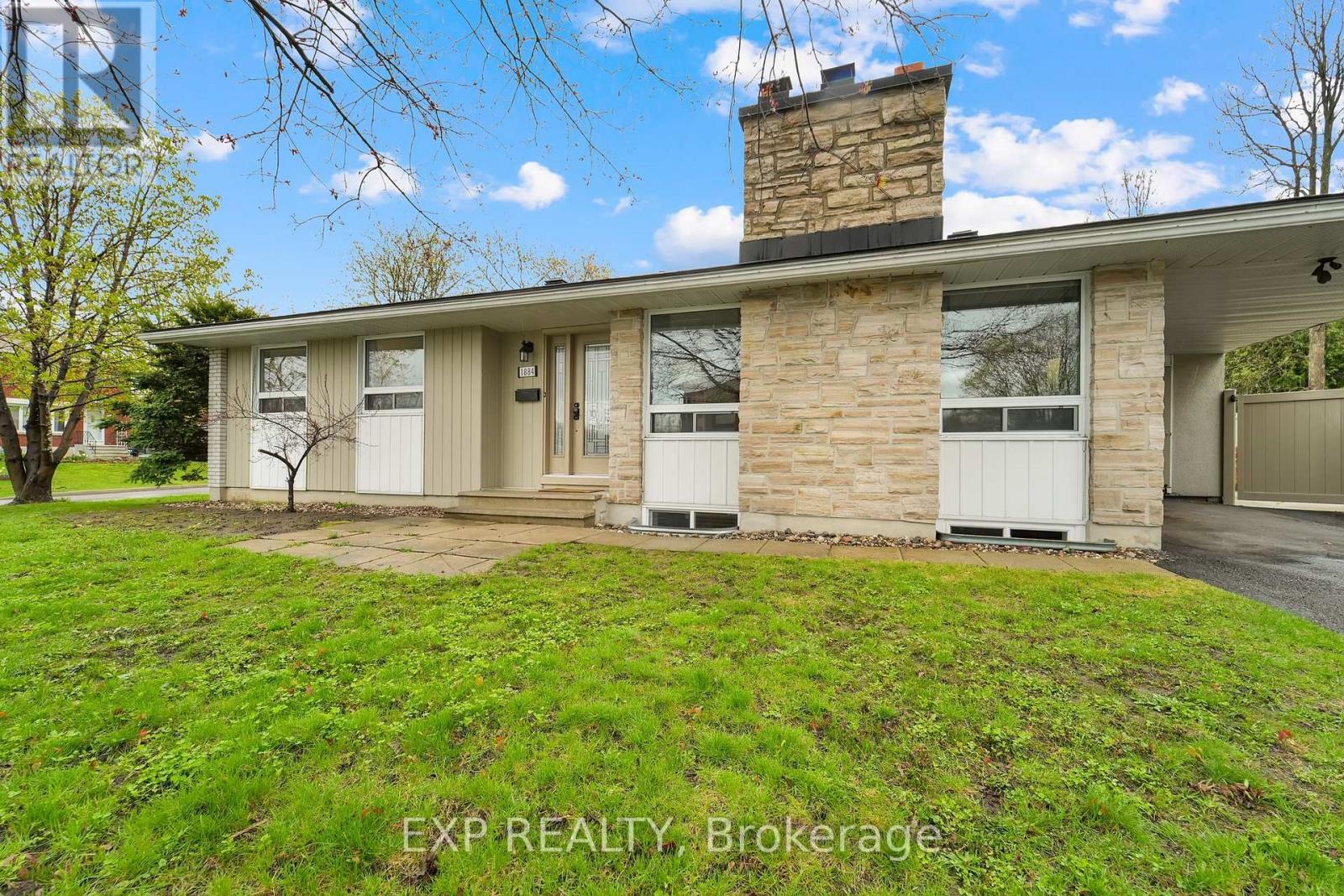 












1884 SAVOY PLACE N

,
Ottawa,




Ontario
K2C0W1

