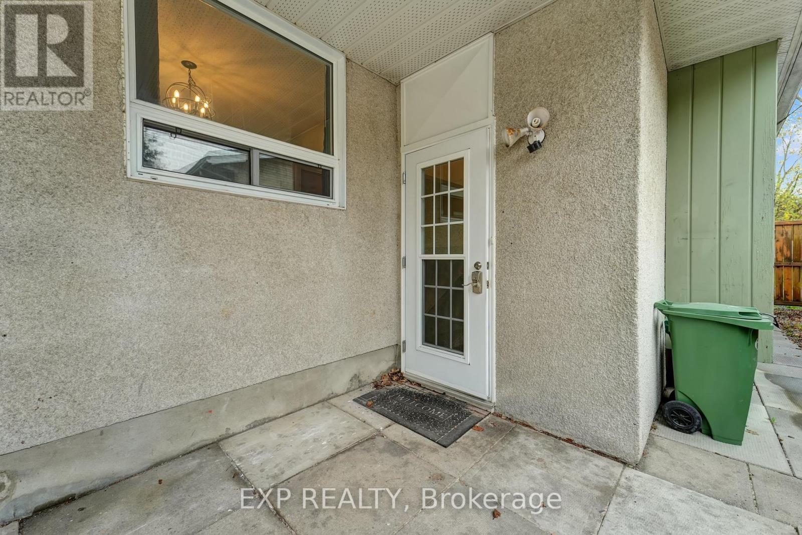 












1884 SAVOY PLACE N

,
Ottawa,




Ontario
K2C0W1

