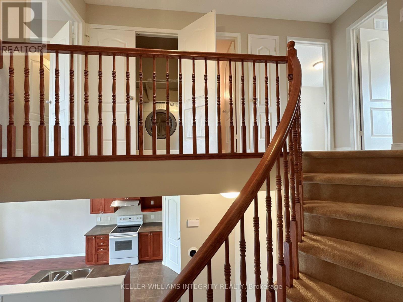 












298 BADGELEY AVENUE

,
Ottawa,




Ontario
K2T0A7

