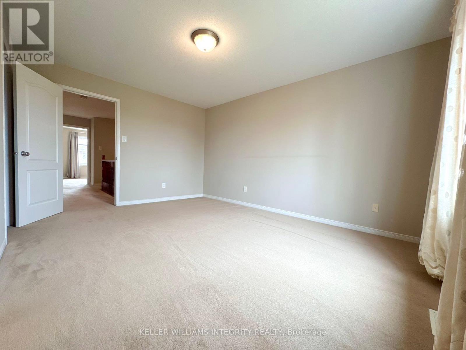 












298 BADGELEY AVENUE

,
Ottawa,




Ontario
K2T0A7

