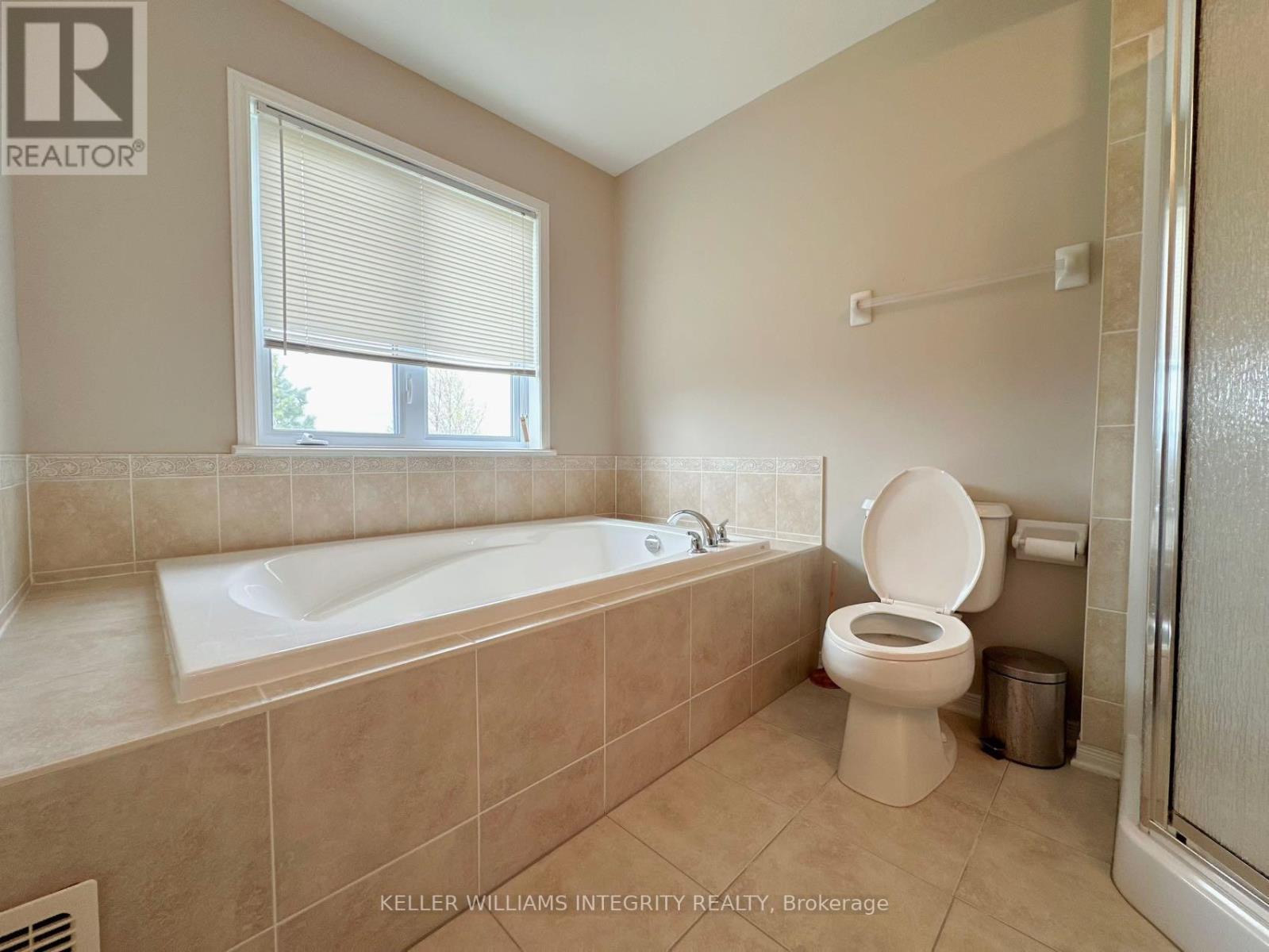 












298 BADGELEY AVENUE

,
Ottawa,




Ontario
K2T0A7

