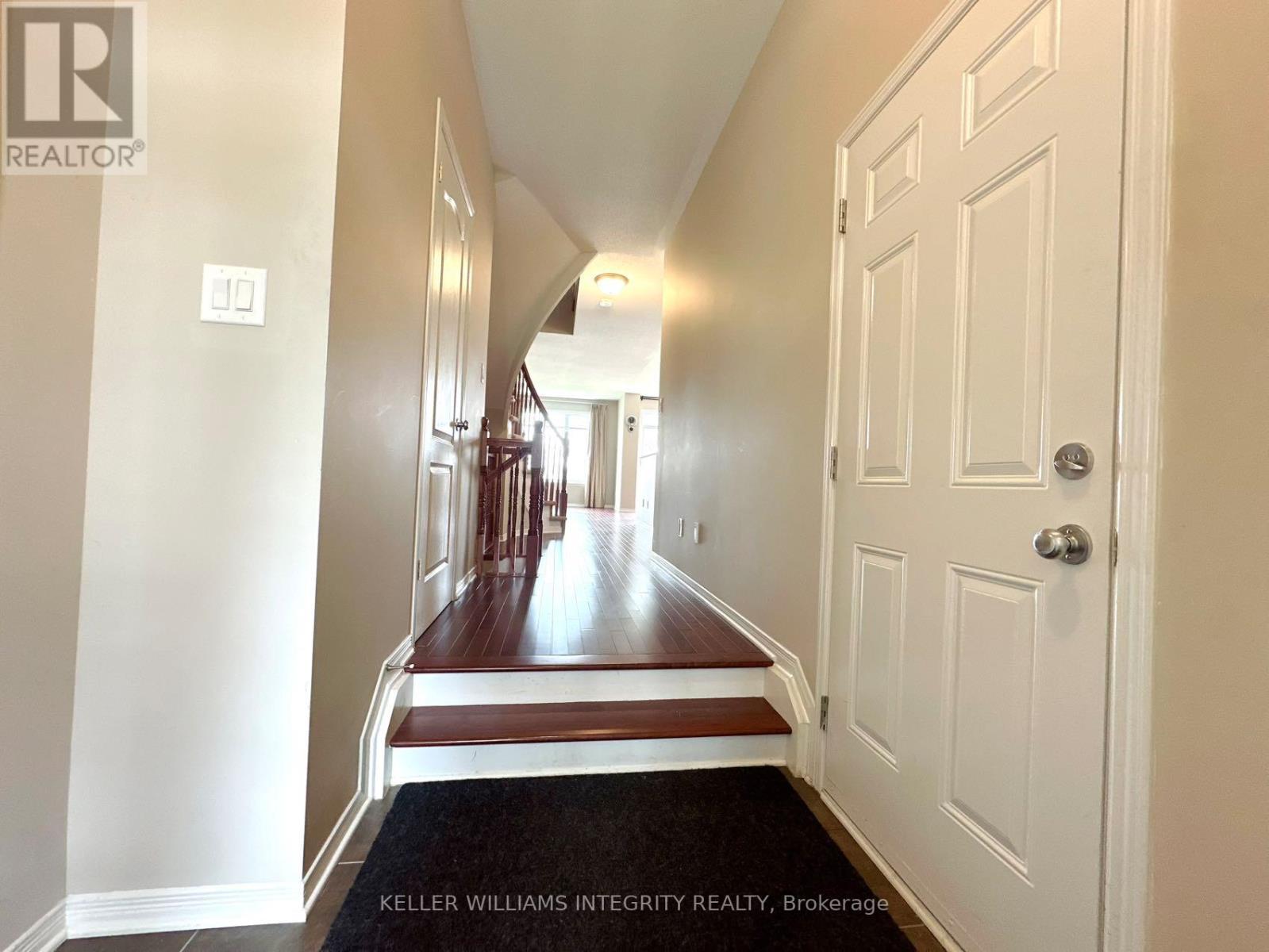 












298 BADGELEY AVENUE

,
Ottawa,




Ontario
K2T0A7

