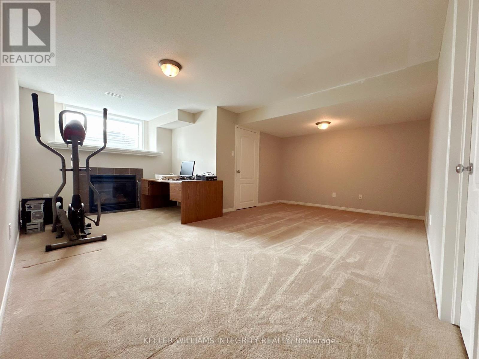 












298 BADGELEY AVENUE

,
Ottawa,




Ontario
K2T0A7

