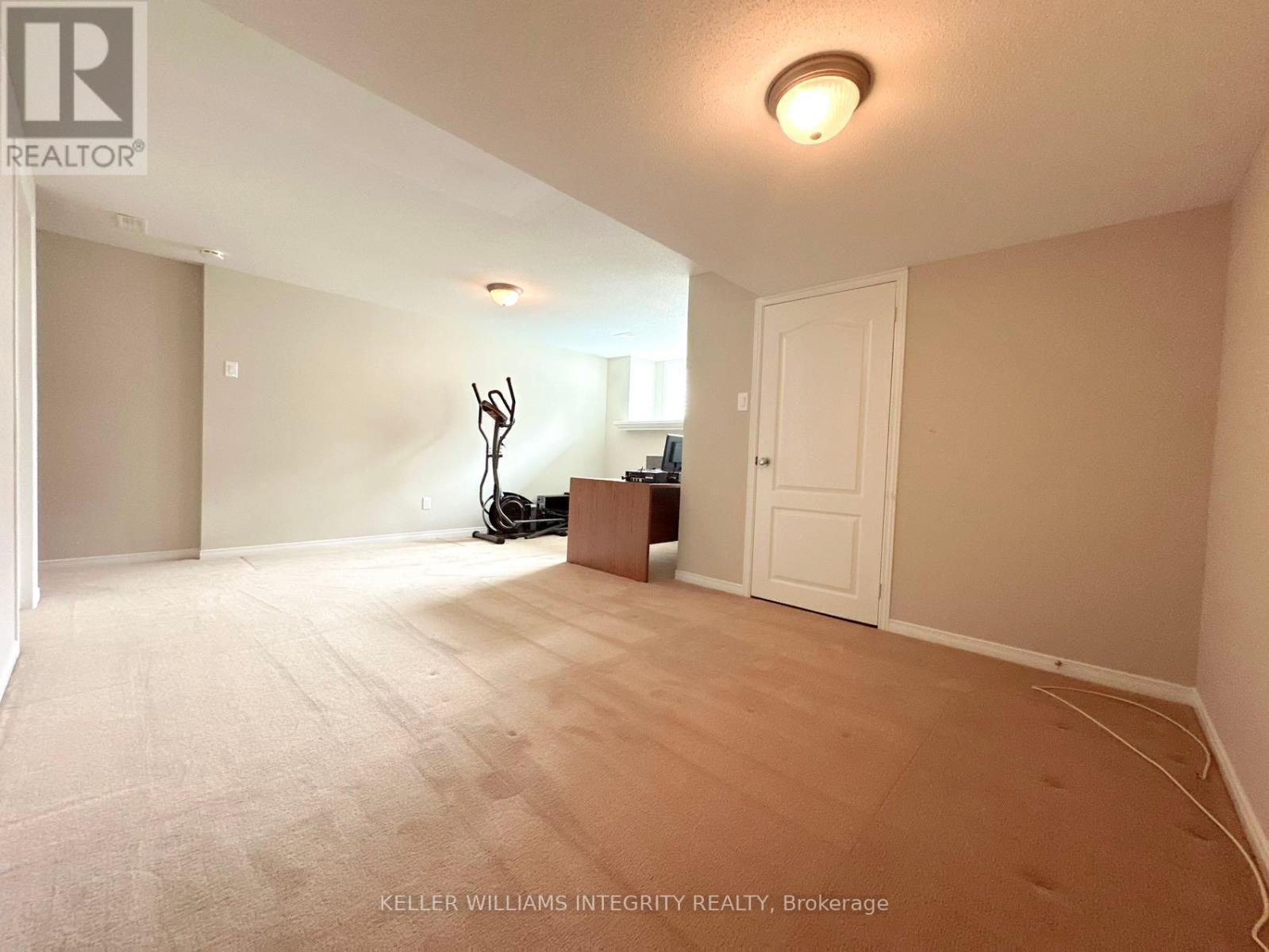 












298 BADGELEY AVENUE

,
Ottawa,




Ontario
K2T0A7

