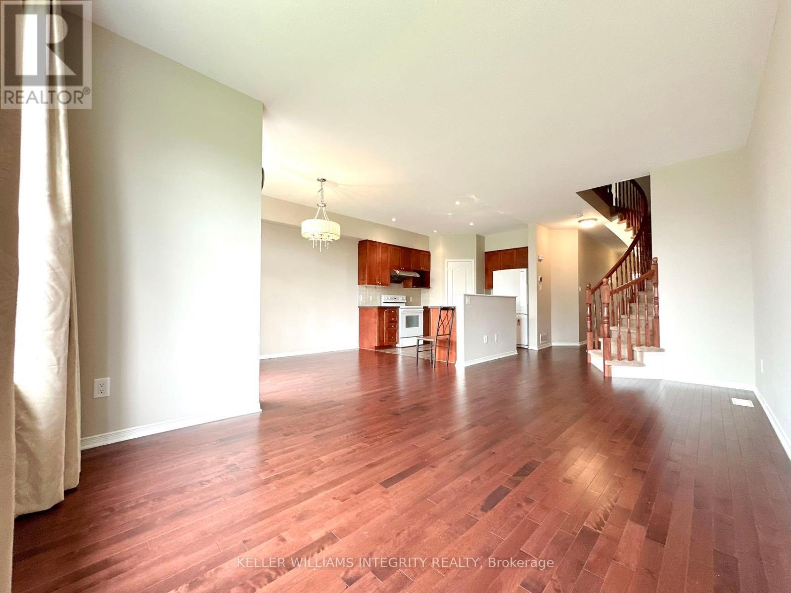 












298 BADGELEY AVENUE

,
Ottawa,




Ontario
K2T0A7

