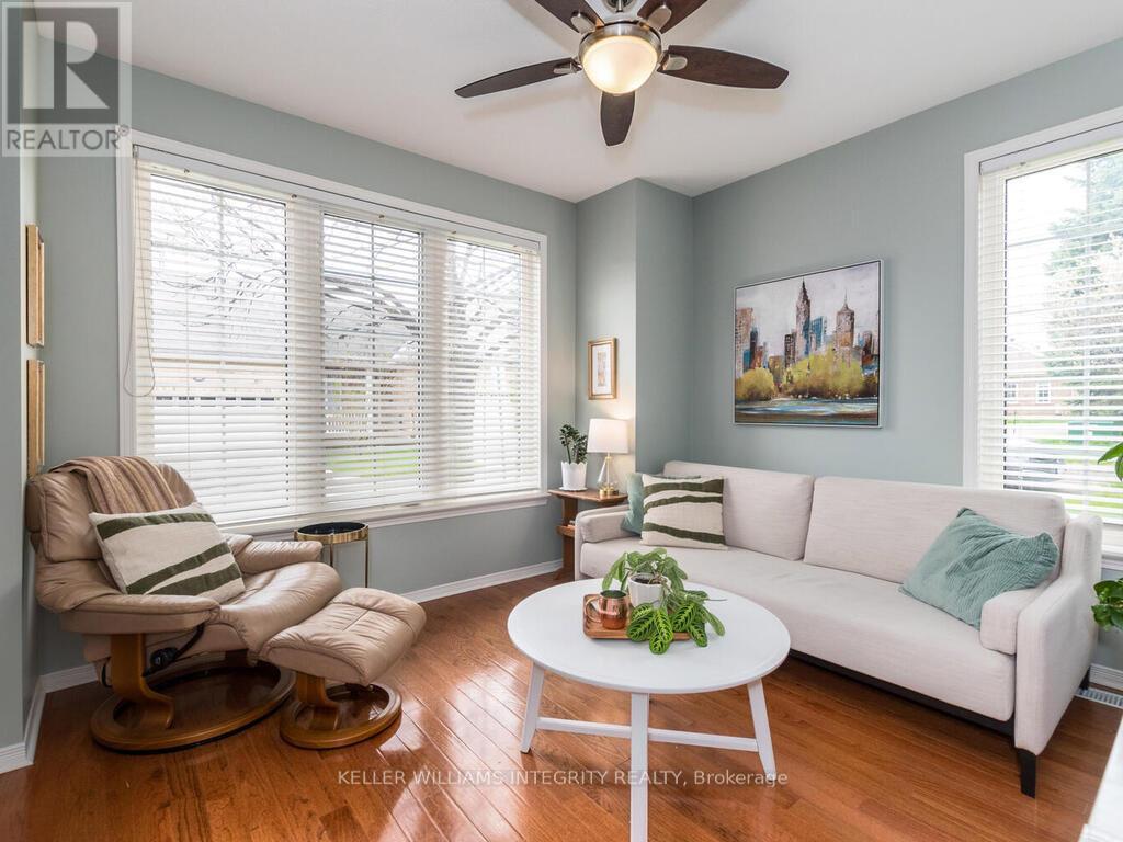 












27 SAWCHUCK TERRACE

,
Ottawa,




Ontario
K2A1H1

