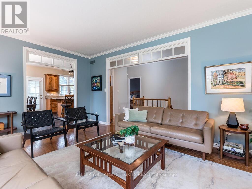 












27 SAWCHUCK TERRACE

,
Ottawa,




Ontario
K2A1H1

