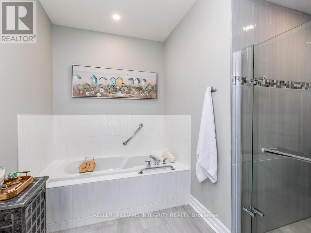 












27 SAWCHUCK TERRACE

,
Ottawa,




Ontario
K2A1H1

