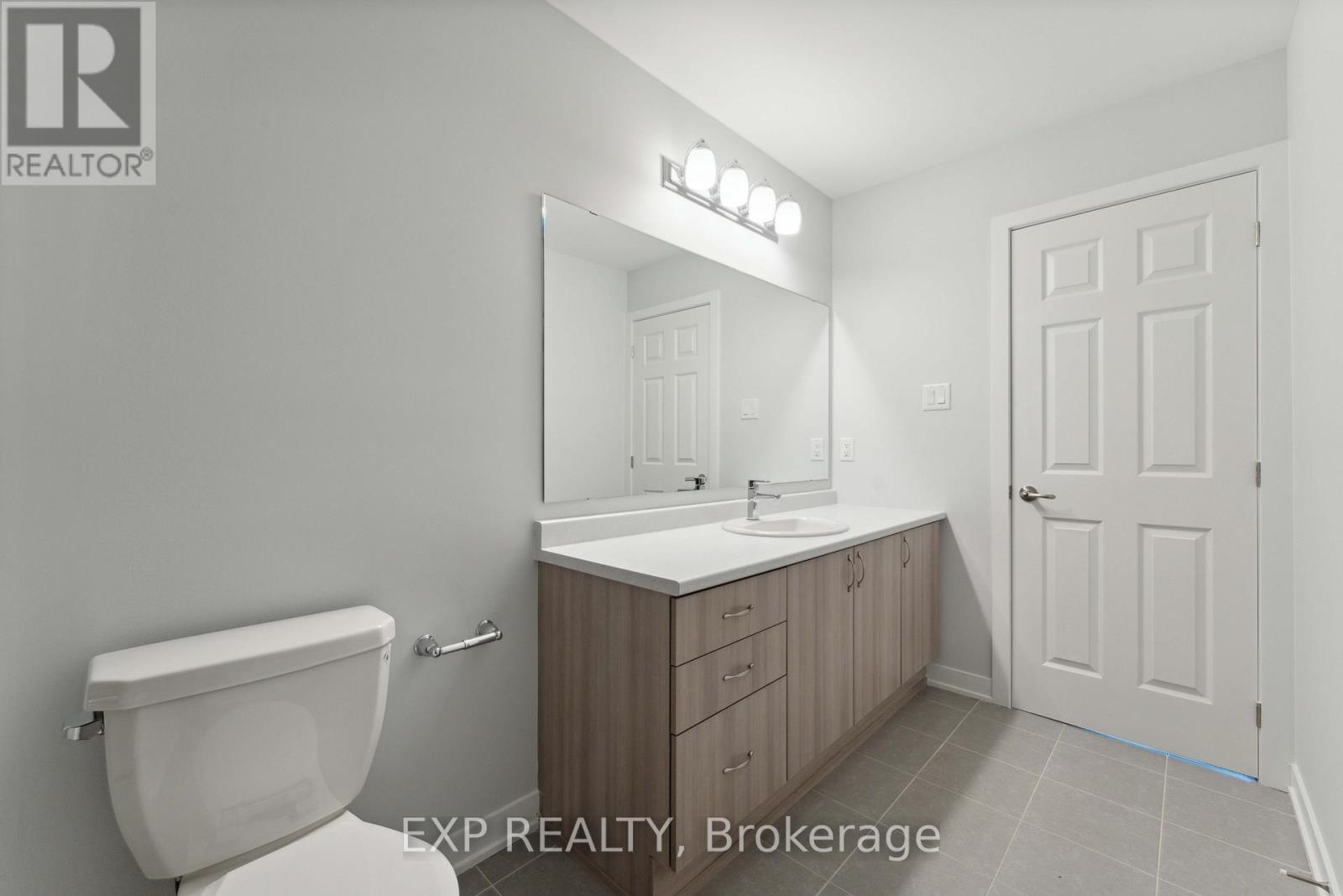 












22 STITCH MEWS N

,
Ottawa,




Ontario
K0A2Z0

