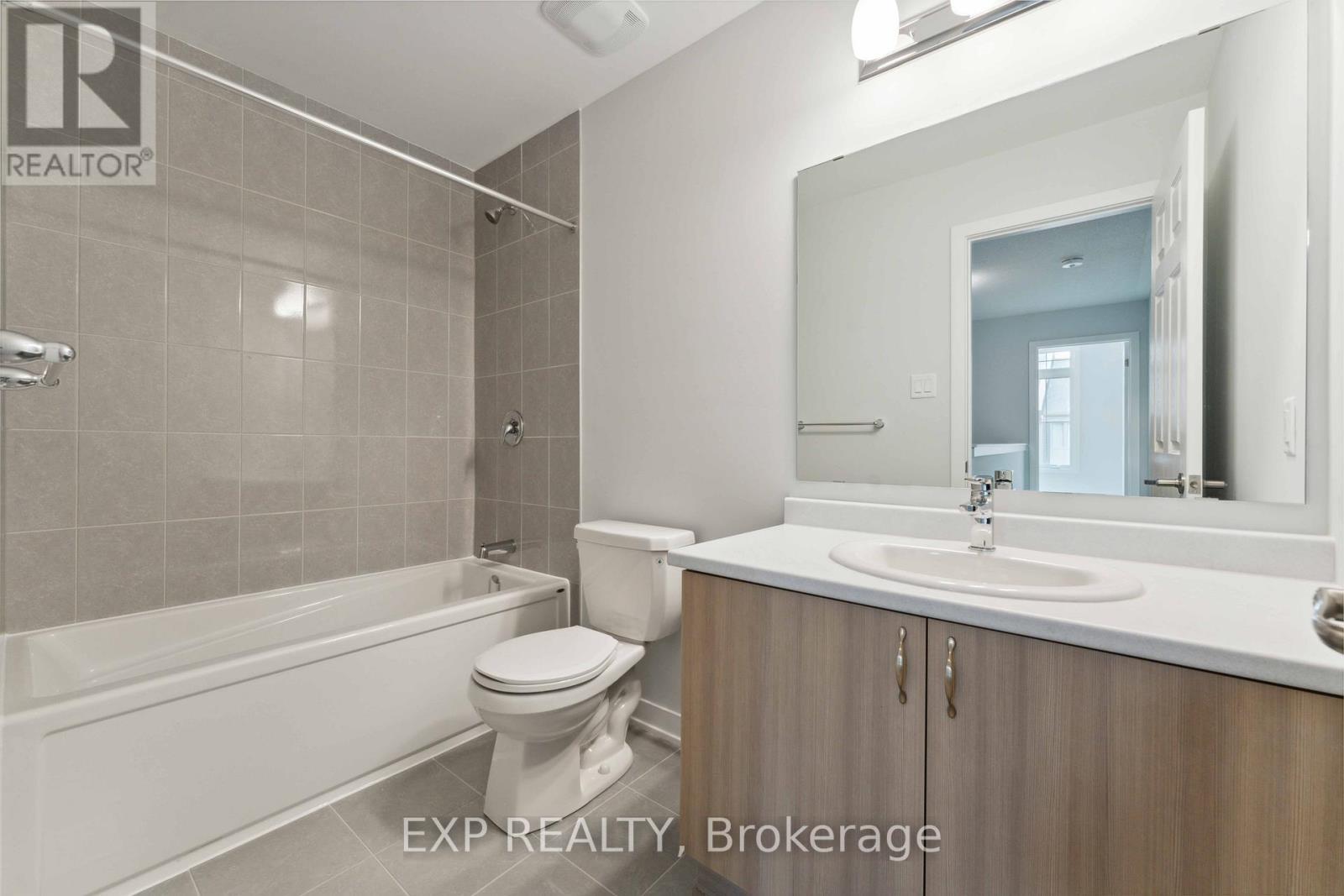












22 STITCH MEWS N

,
Ottawa,




Ontario
K0A2Z0

