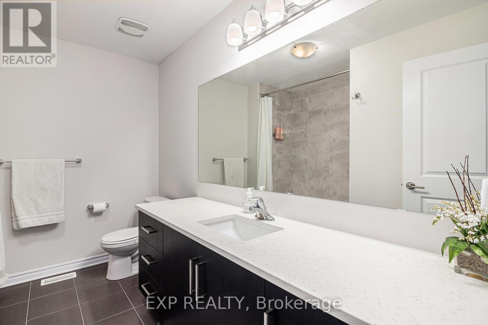 












107 RALLIDALE STREET

,
Ottawa,




Ontario
K1X0G7

