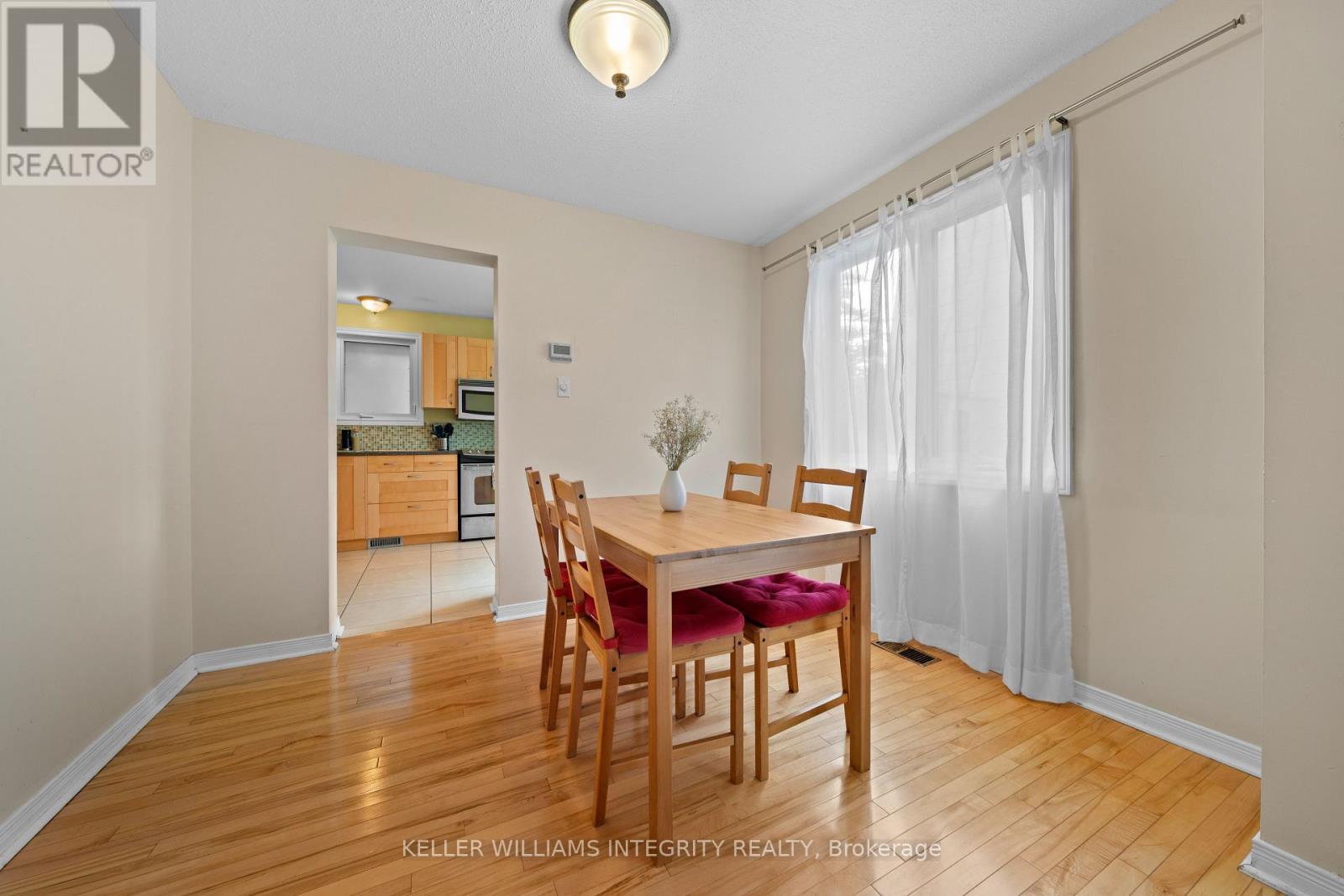 












193 - 3310 SOUTHGATE ROAD

,
Ottawa,




Ontario
K1V8X4

