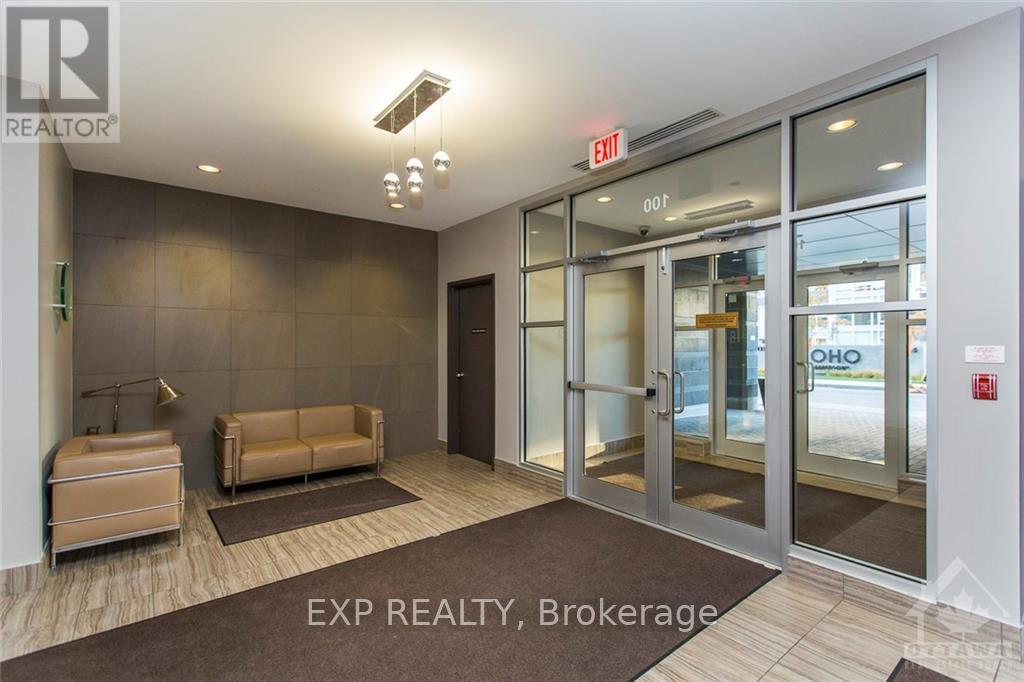 












905 - 100 CHAMPAGNE AVENUE S

,
Ottawa,




Ontario
K1S4P4

