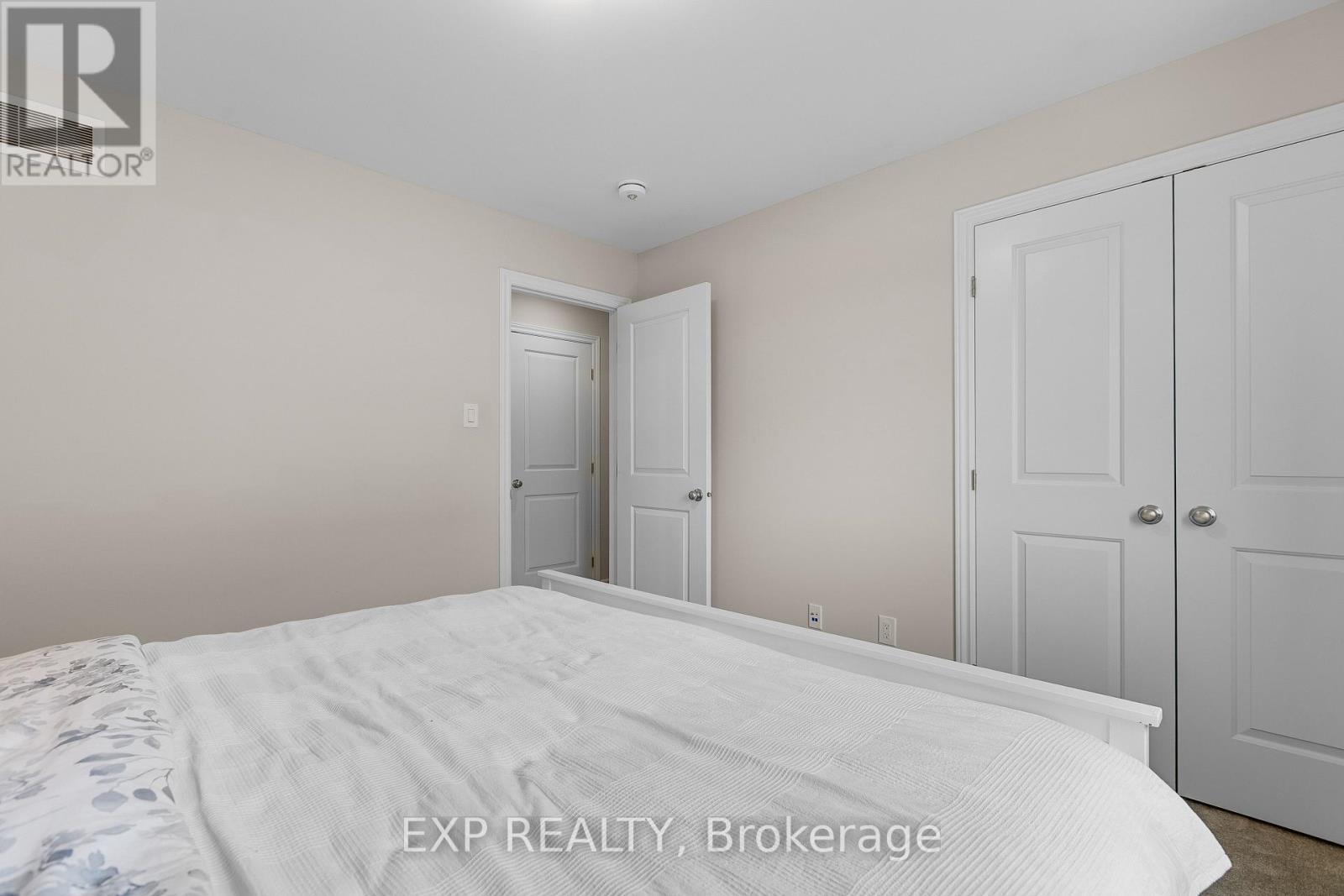 












513 STRASBOURG STREET

,
Russell,




Ontario
K0A1W0

