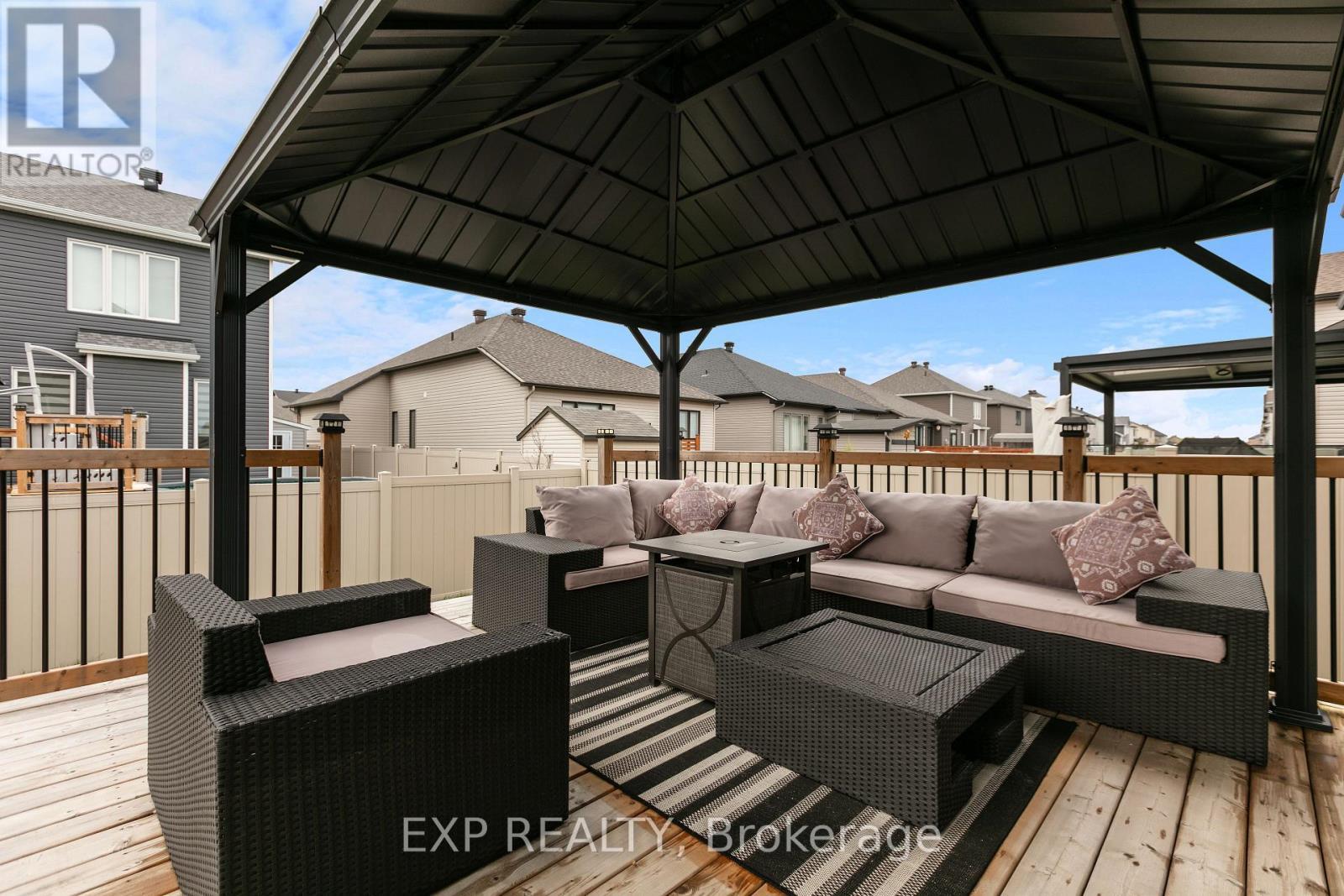 












513 STRASBOURG STREET

,
Russell,




Ontario
K0A1W0

