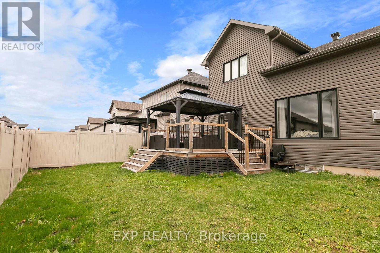 












513 STRASBOURG STREET

,
Russell,




Ontario
K0A1W0

