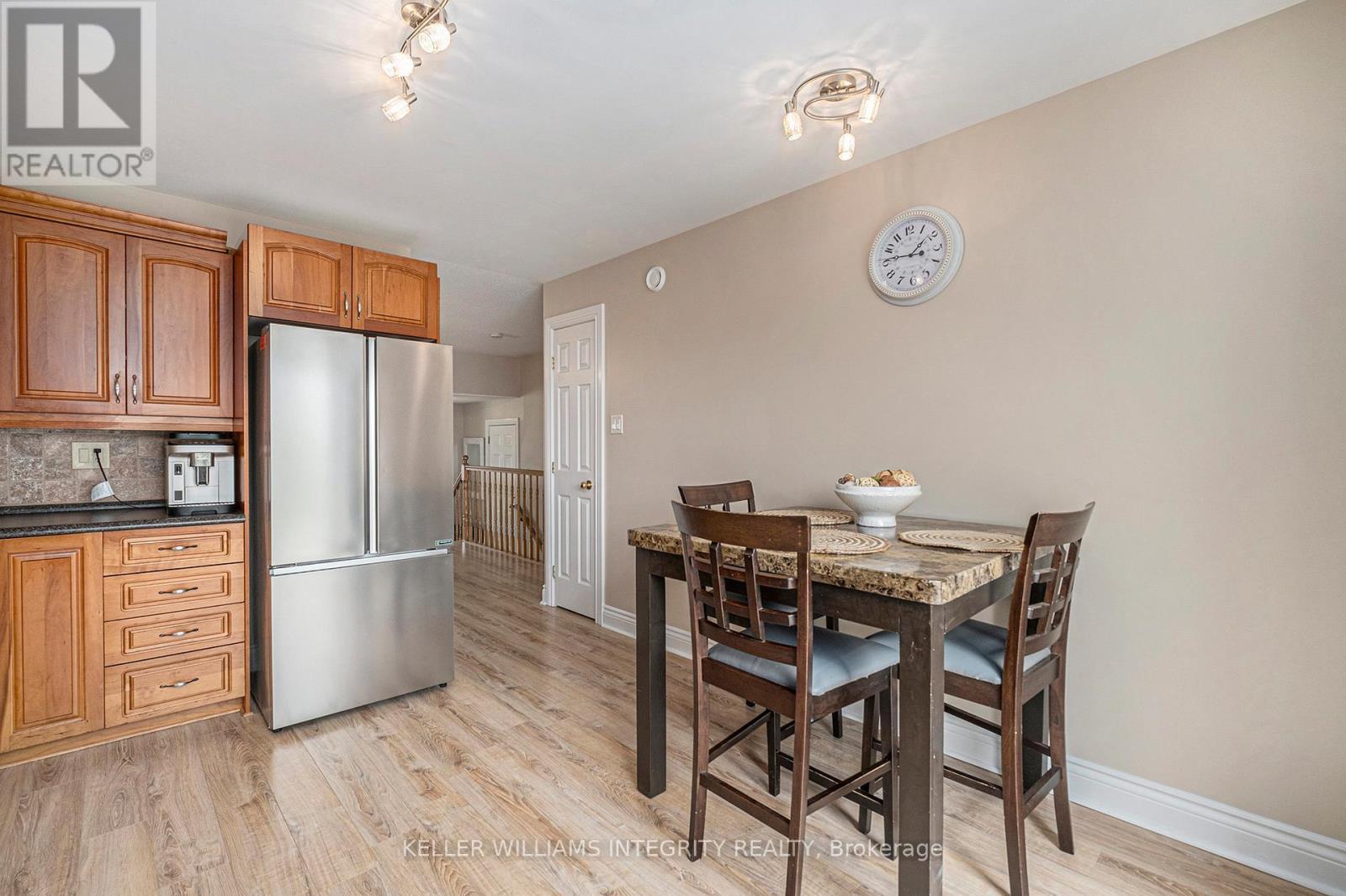 












190 RIVINGTON STREET

,
Ottawa,




Ontario
K0A1L0

