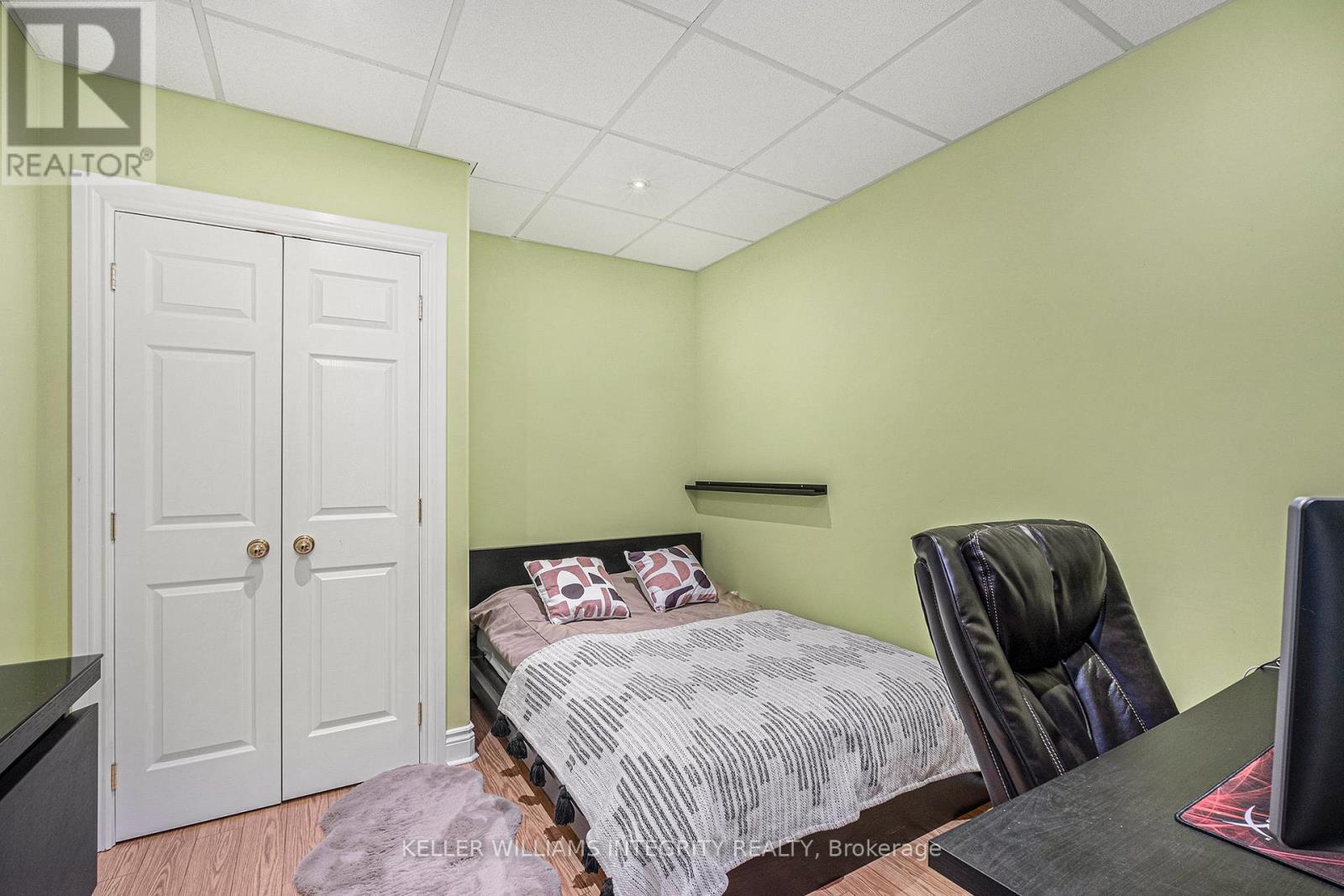 












190 RIVINGTON STREET

,
Ottawa,




Ontario
K0A1L0

