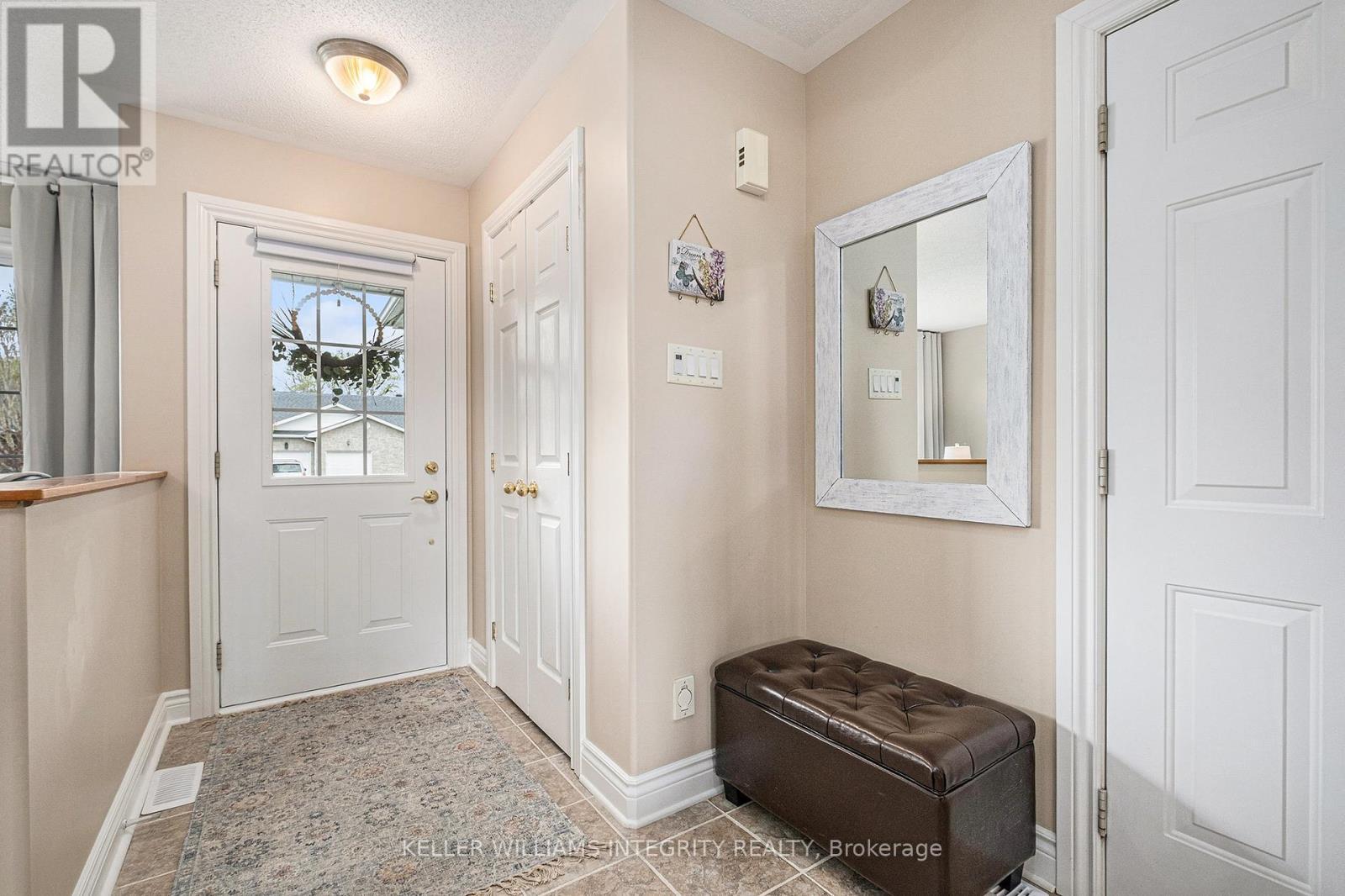 












190 RIVINGTON STREET

,
Ottawa,




Ontario
K0A1L0

