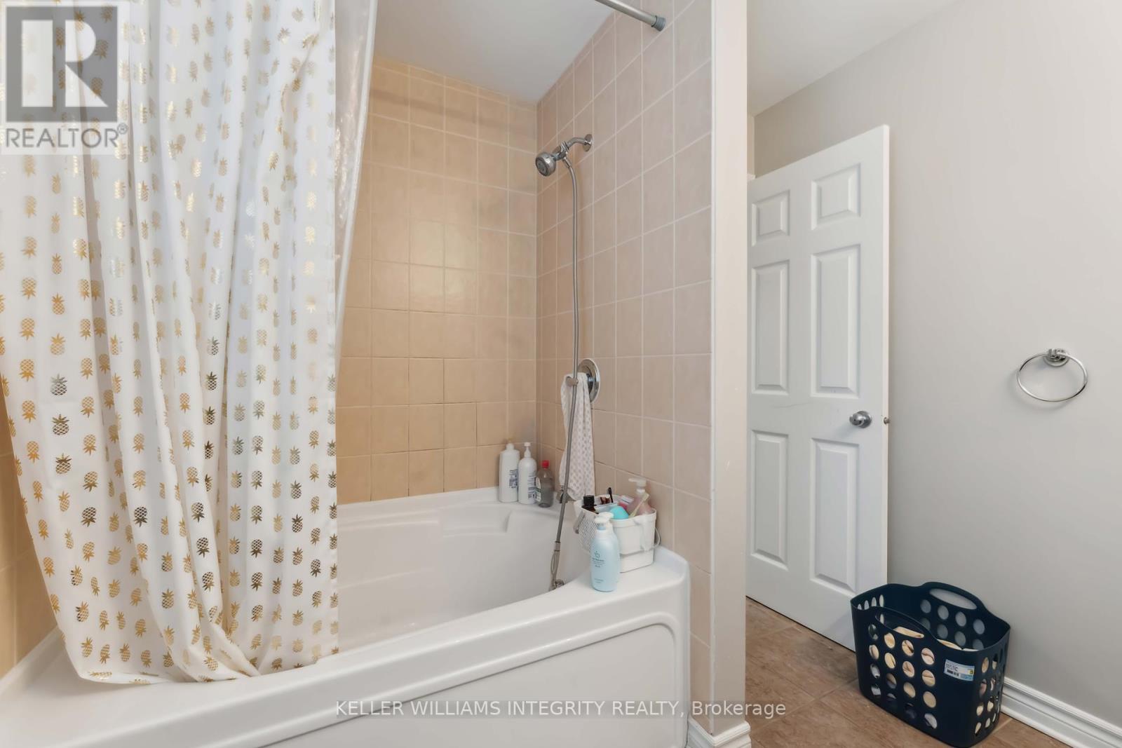 












111 TACOM CIRCLE

,
Ottawa,




Ontario
K2G4P8

