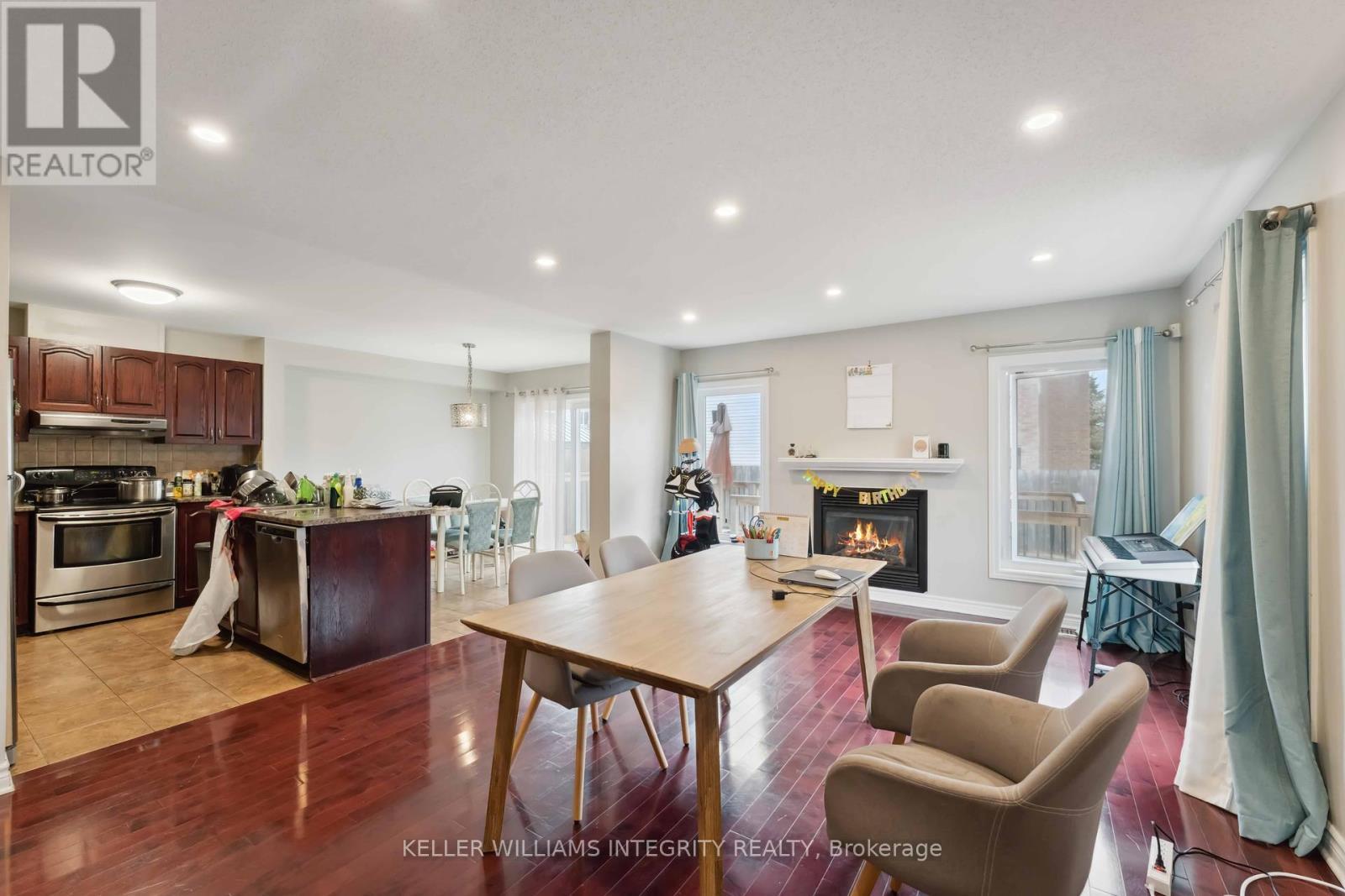 












111 TACOM CIRCLE

,
Ottawa,




Ontario
K2G4P8

