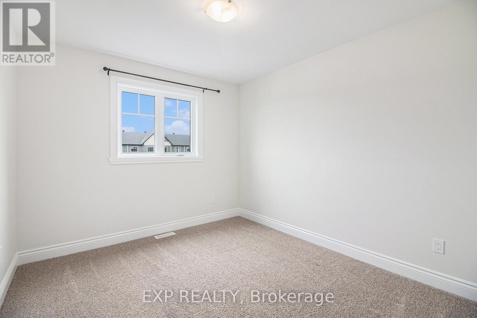 












75 GILBERTE STREET

,
Clarence-Rockland,




Ontario
K4K0M4


