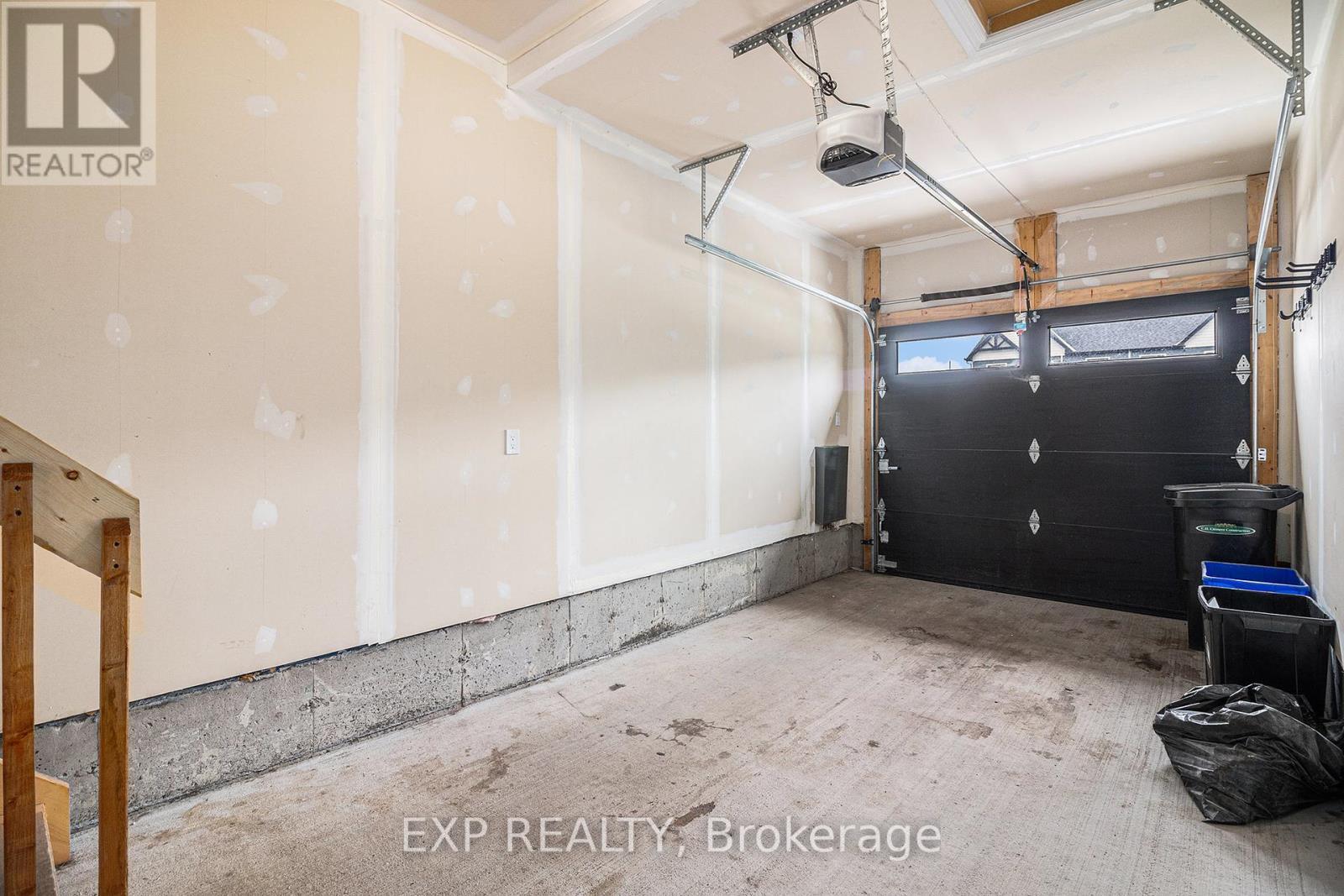 












75 GILBERTE STREET

,
Clarence-Rockland,




Ontario
K4K0M4

