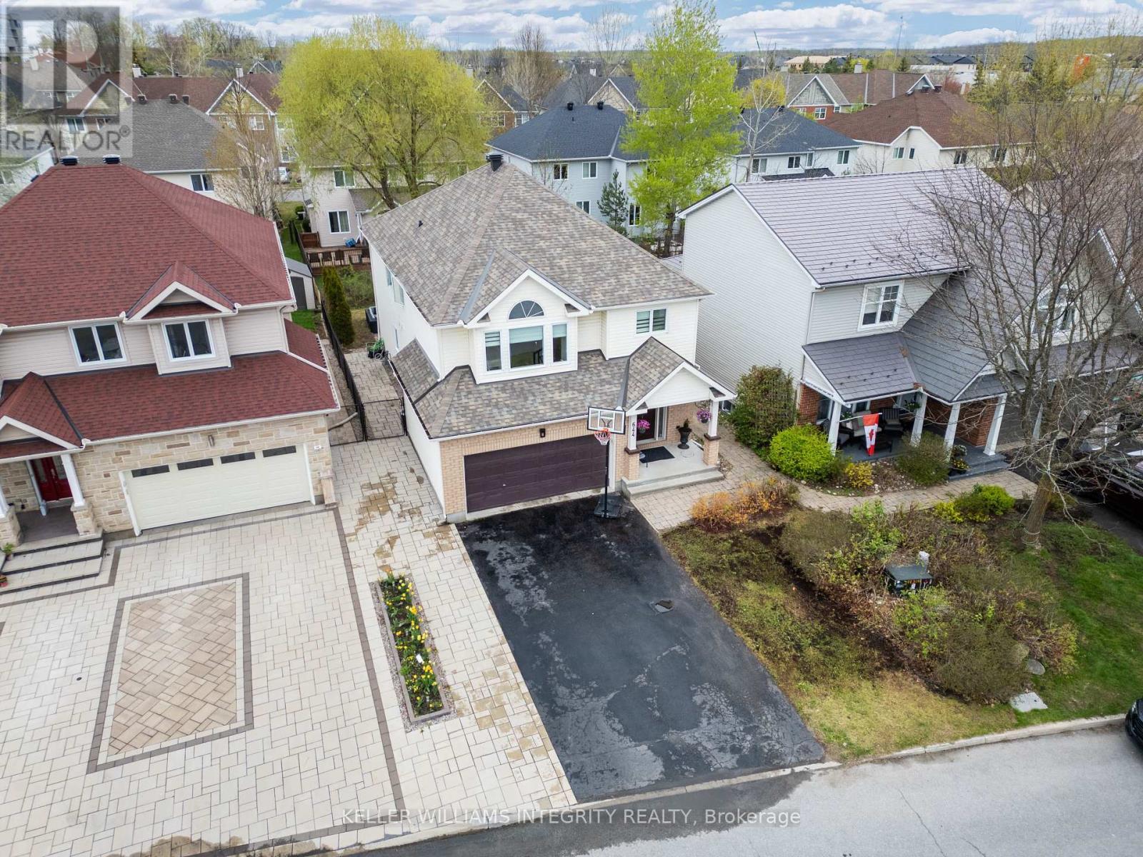 












644 DEVONWOOD CIRCLE

,
Ottawa,




Ontario
K1T4E7

