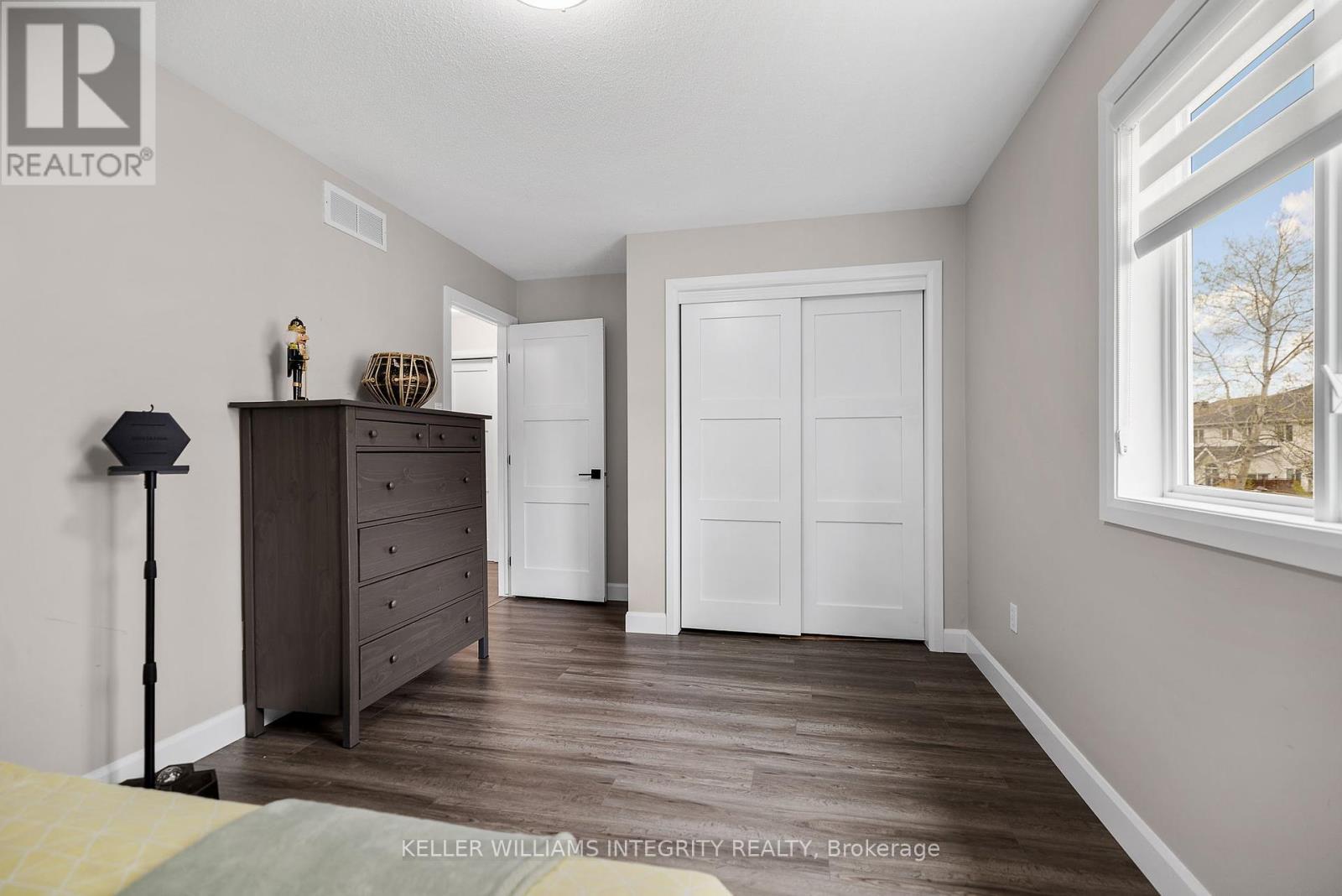 












644 DEVONWOOD CIRCLE

,
Ottawa,




Ontario
K1T4E7

