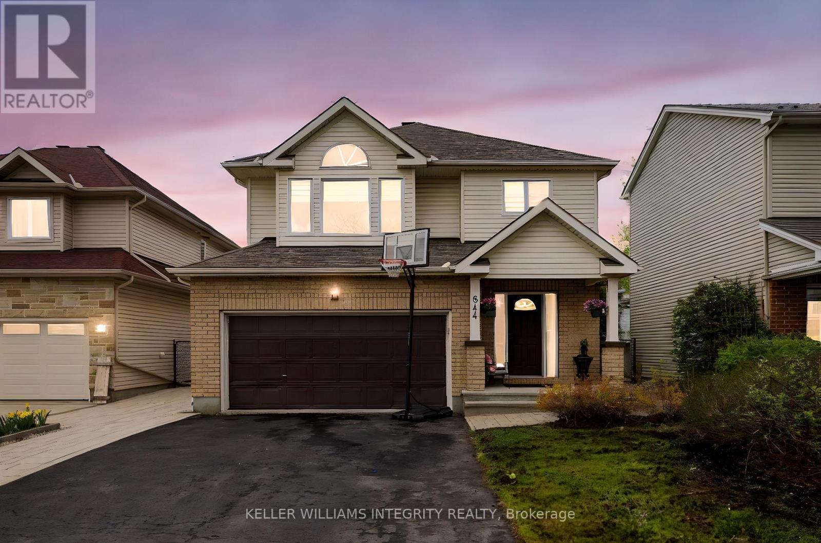 












644 DEVONWOOD CIRCLE

,
Ottawa,




Ontario
K1T4E7

